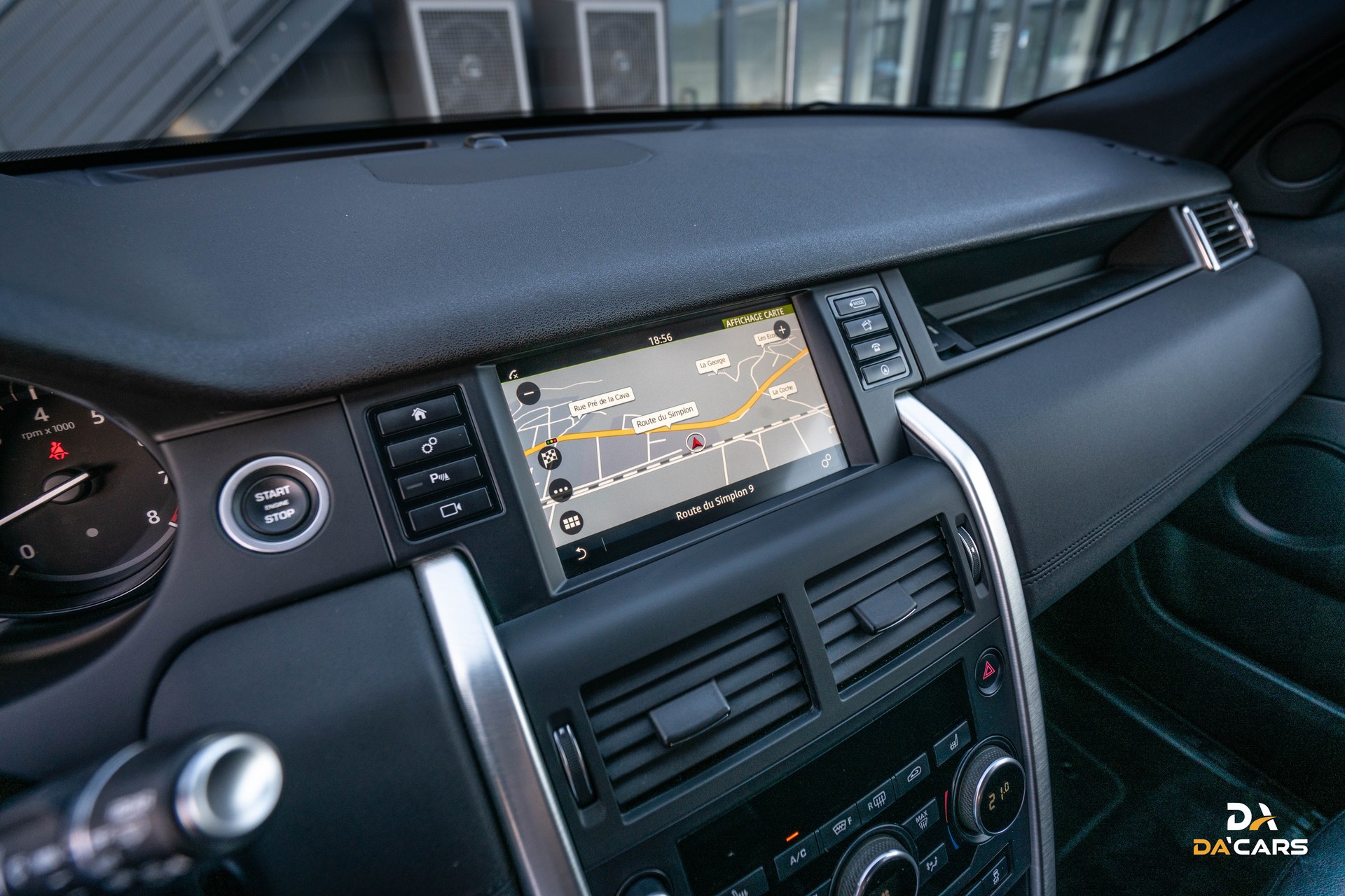 LAND ROVER Discovery Sport 2.0 Si4 HSE AT9-image-15
