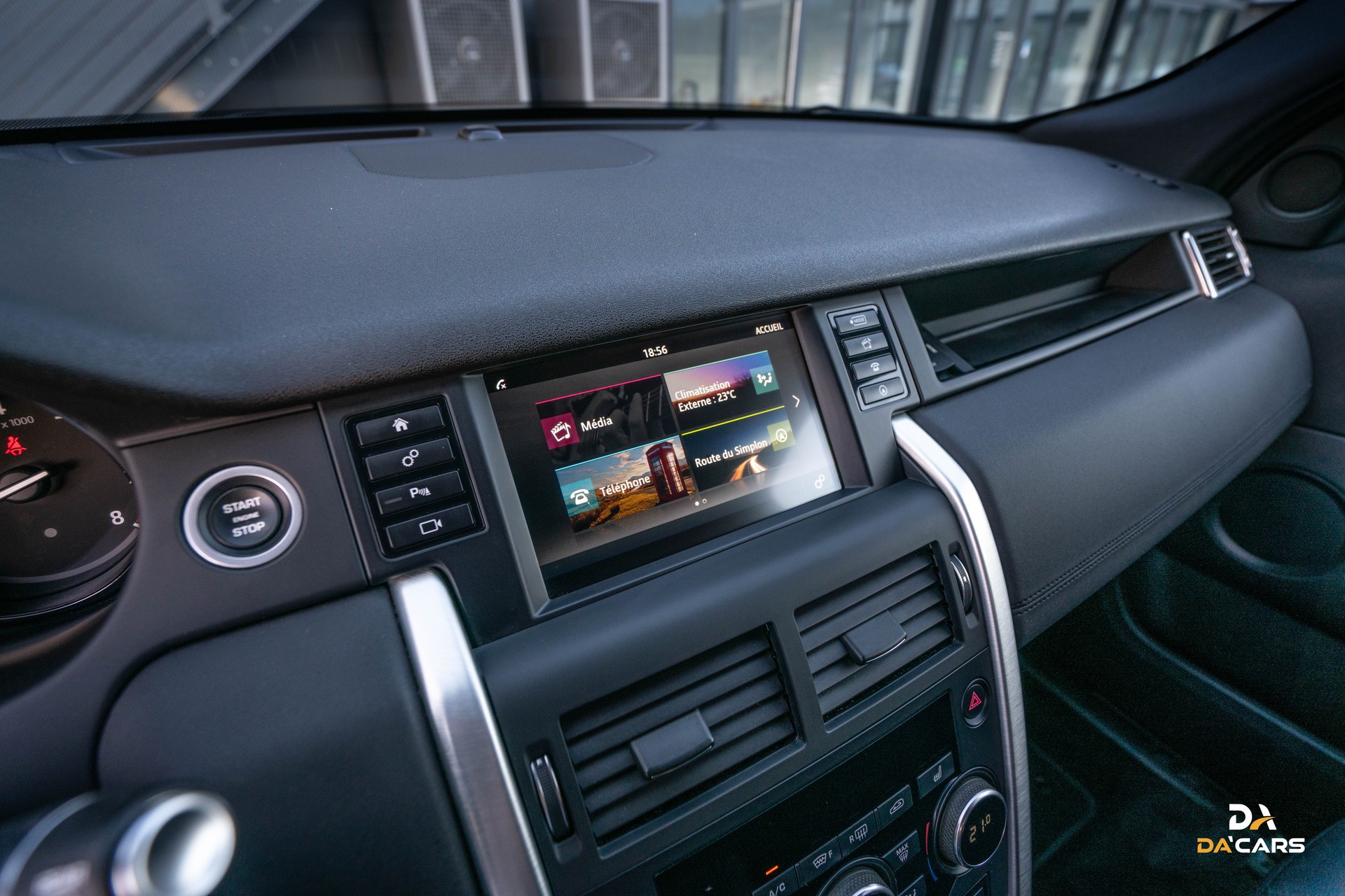 LAND ROVER Discovery Sport 2.0 Si4 HSE AT9-image-16