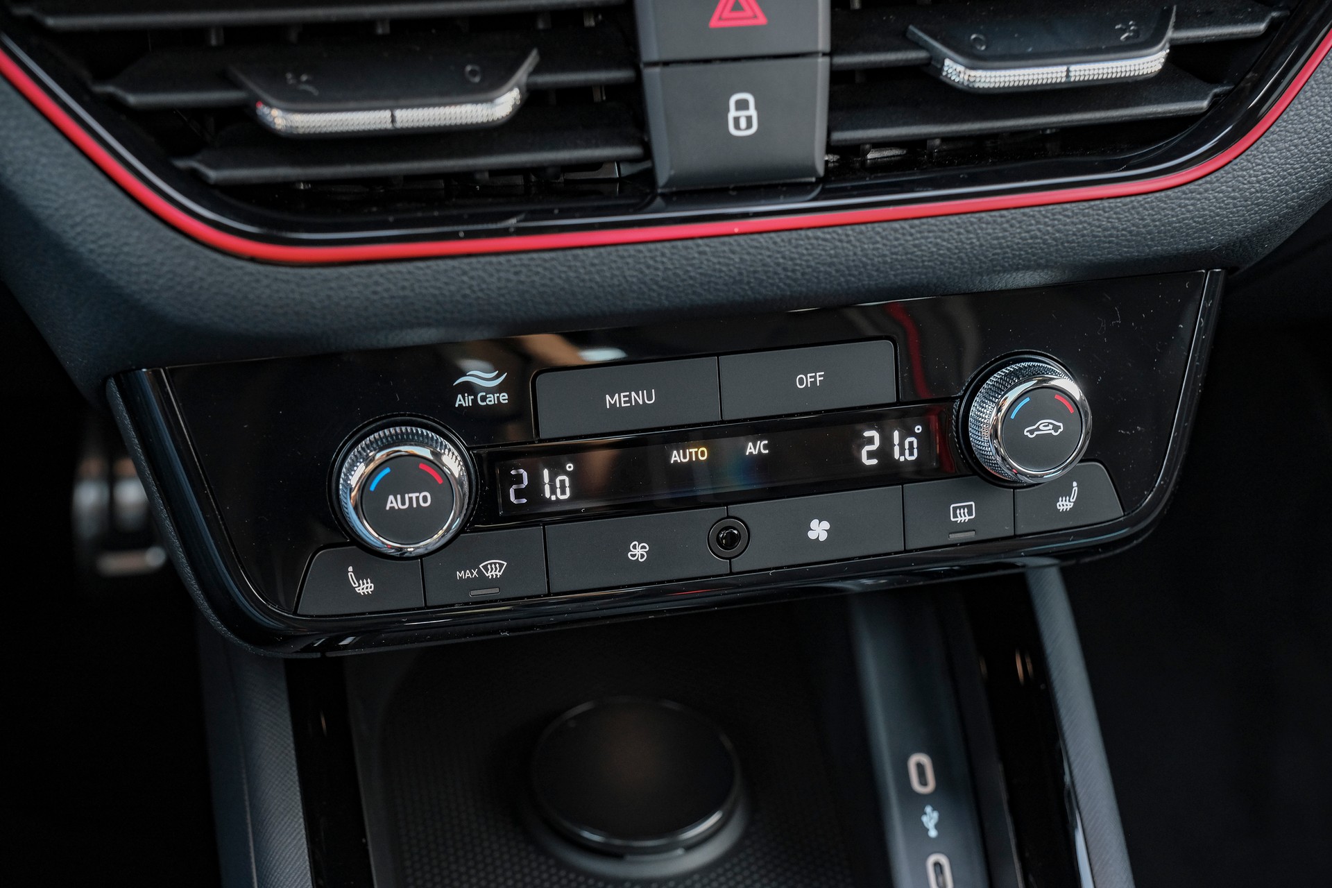 SKODA Scala 1.5 TSI Monte Carlo DSG-image-19