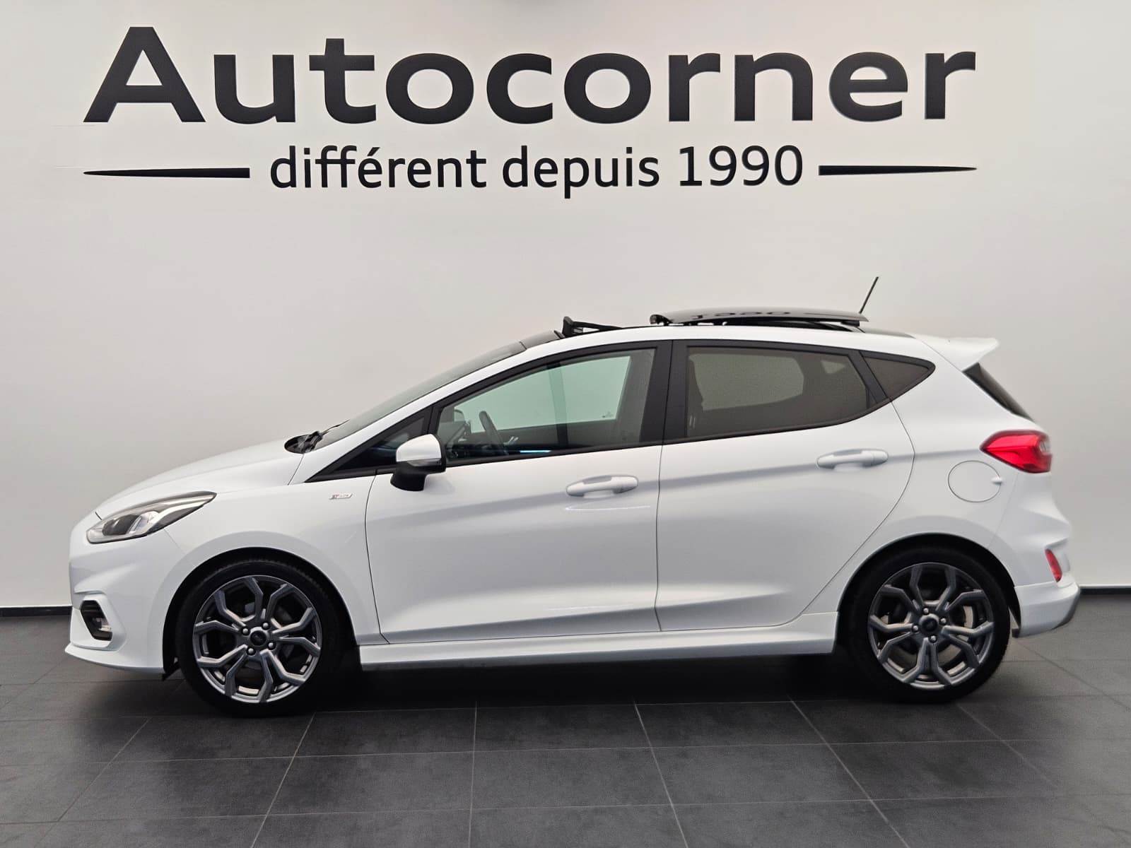 FORD Fiesta 1.0 SCTi ST Line-showroom-element-1