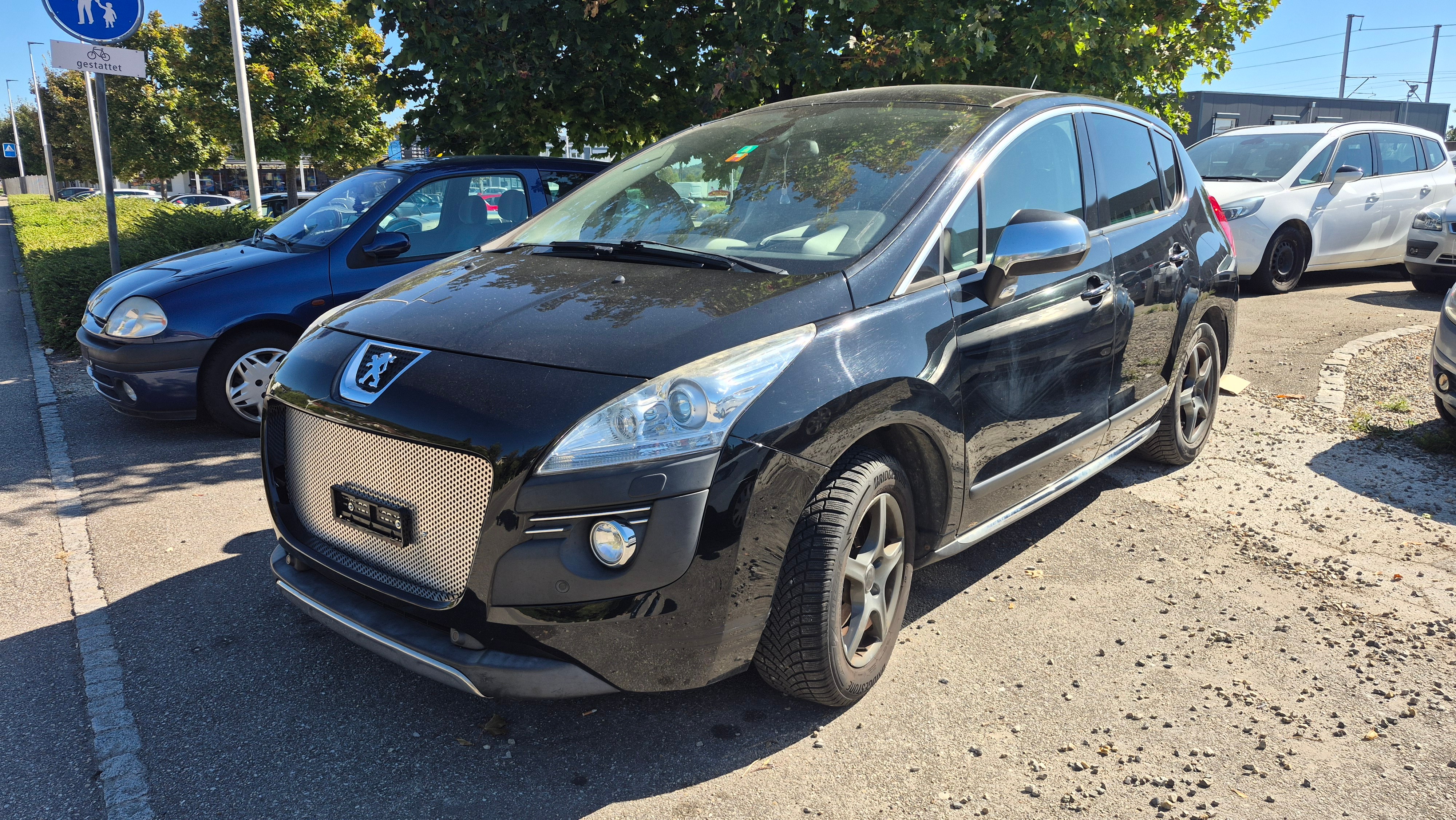 Car photo