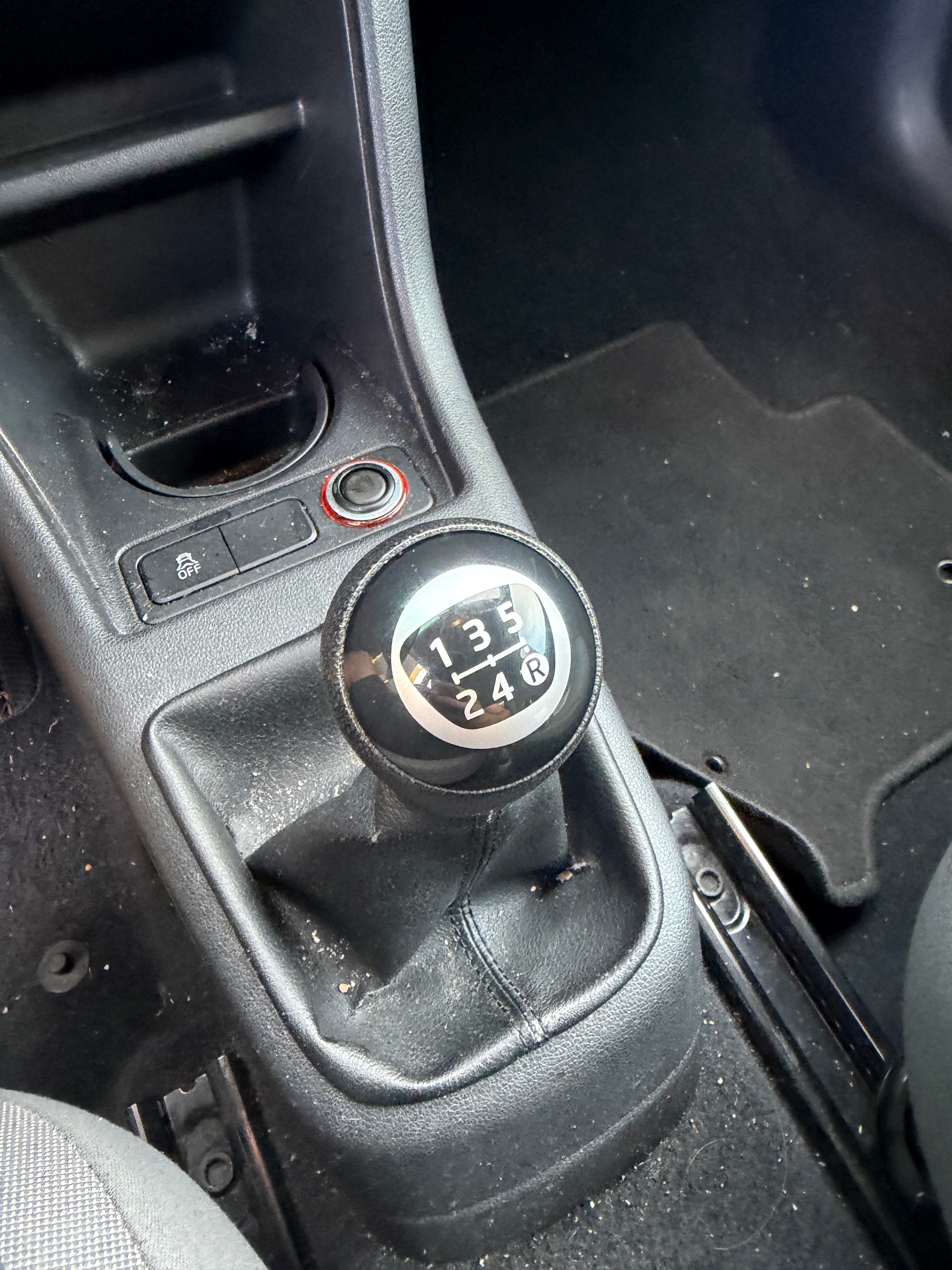 VW Up 1.0 move up-image-12