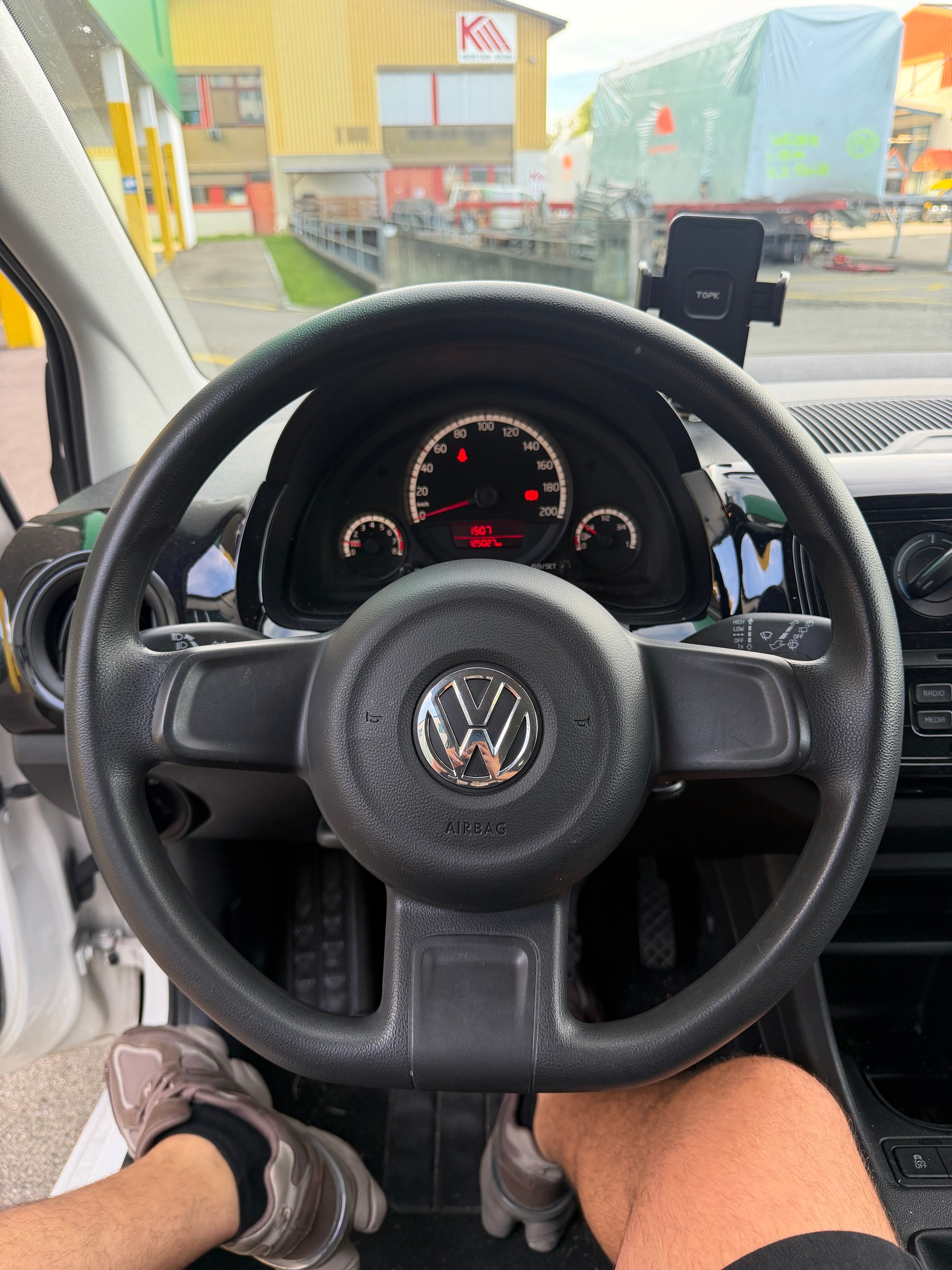VW Up 1.0 move up-image-11