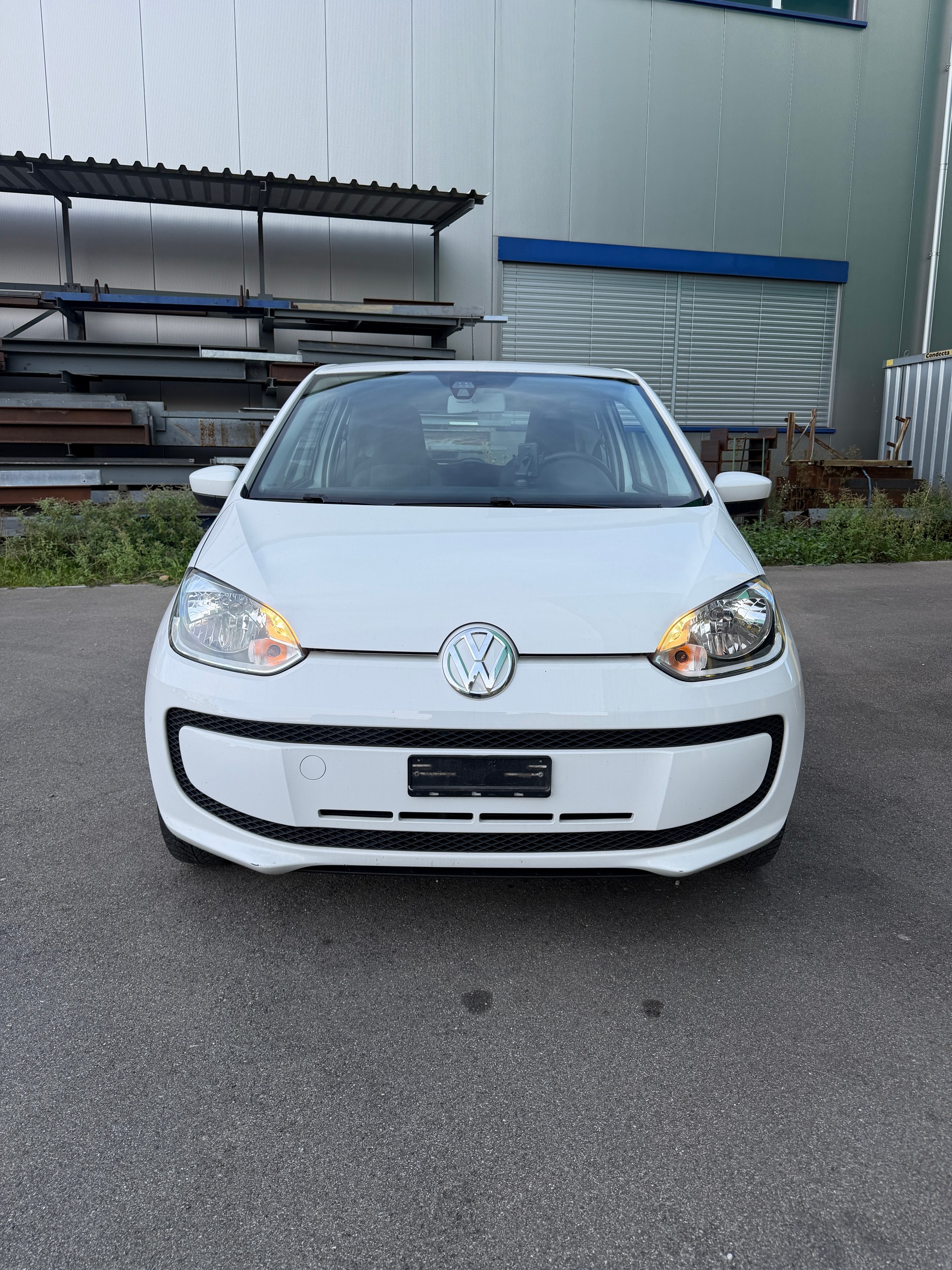VW Up 1.0 move up-image-1