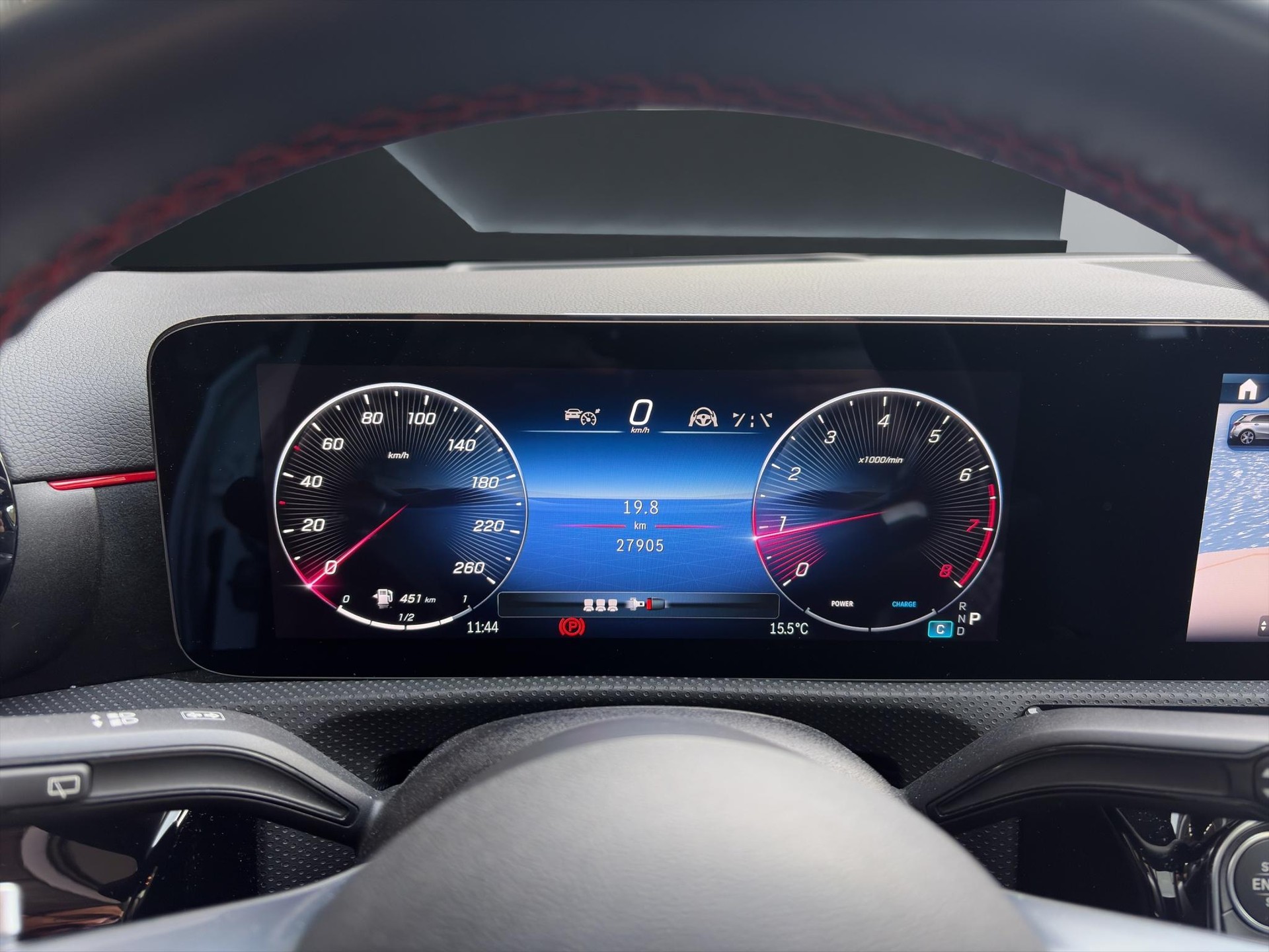 MERCEDES-BENZ A-Klasse W177 A 220 AMG Line 4m-image-7