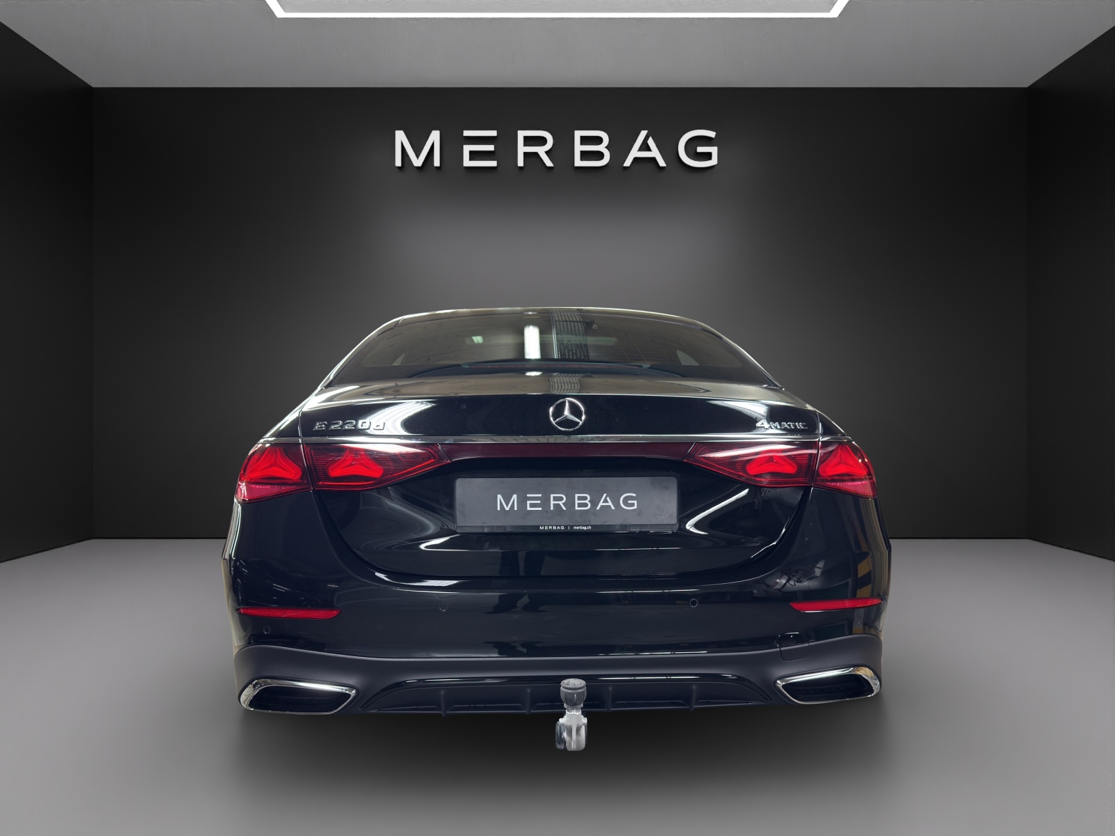 MERCEDES-BENZ E 220 d 4Matic-image-3