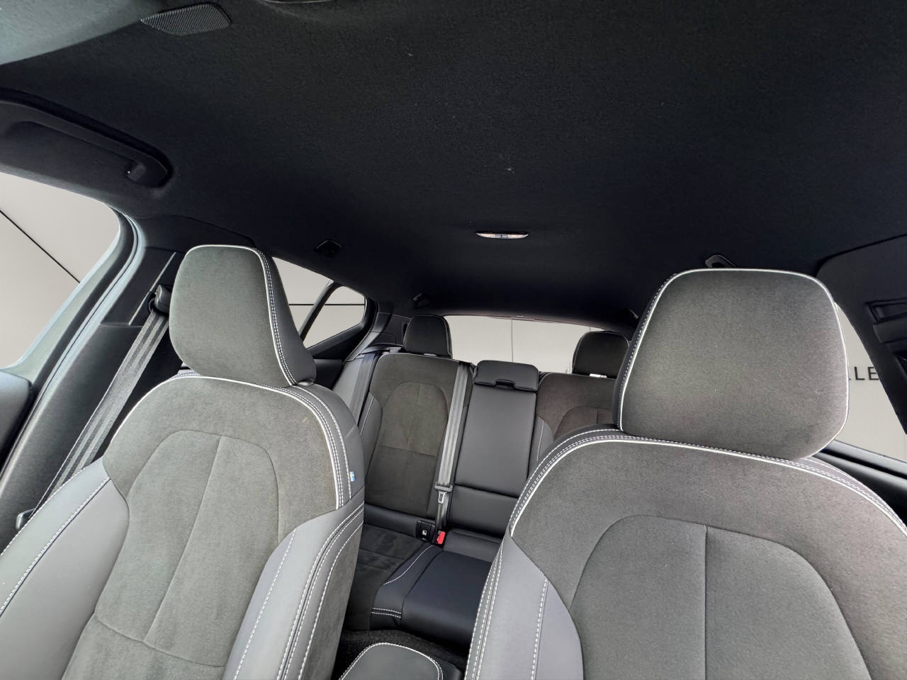 VOLVO XC40 E80 Twin Plus AWD-image-13