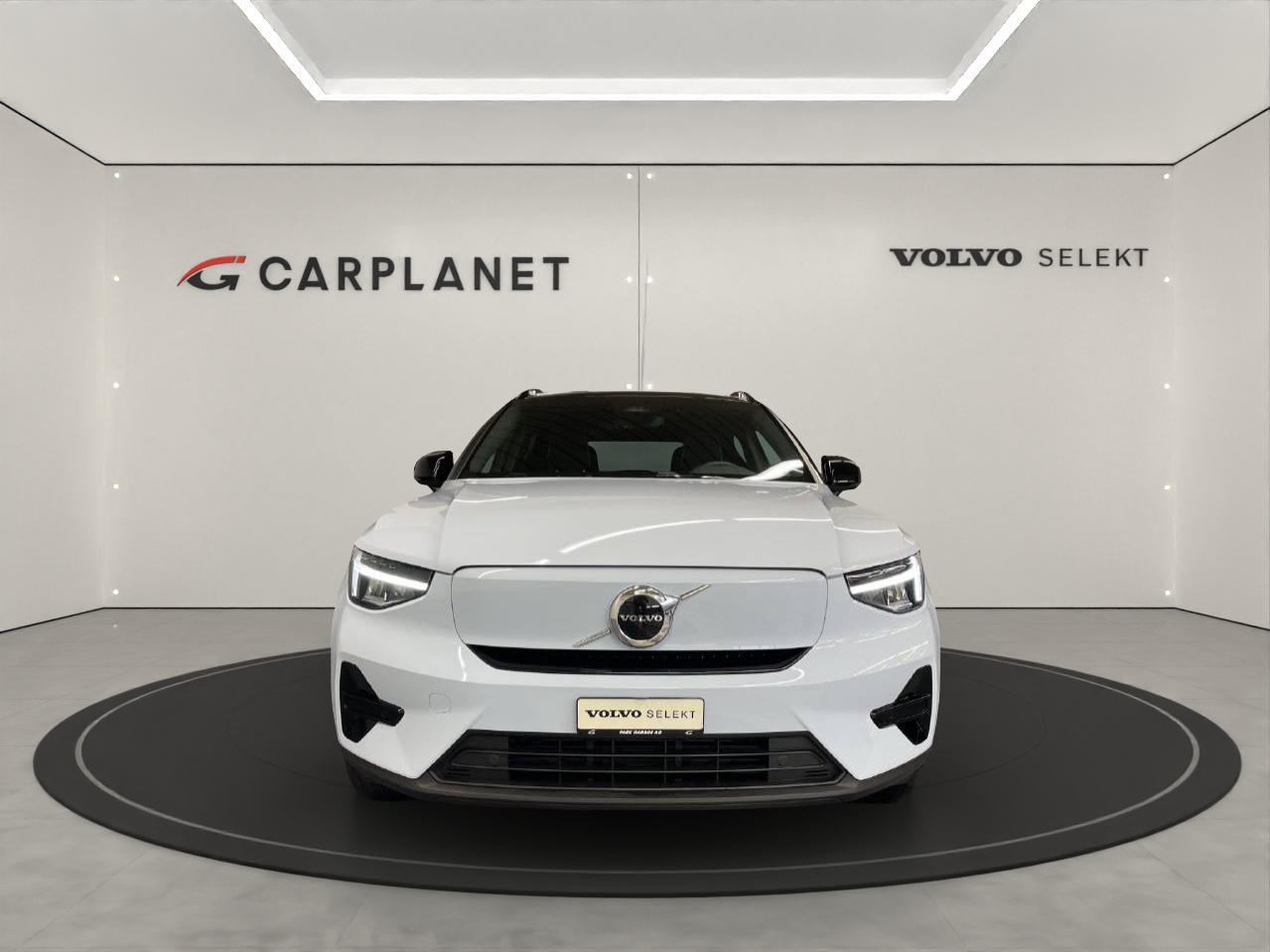 VOLVO XC40 E80 Twin Plus AWD-image-1