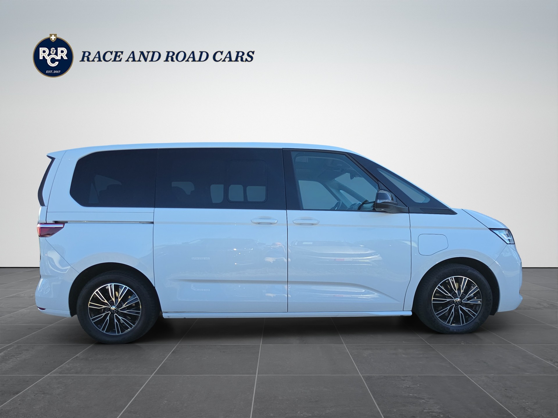 VW Multivan kurz 1.4 eHybrid Liberty DSG-image-3