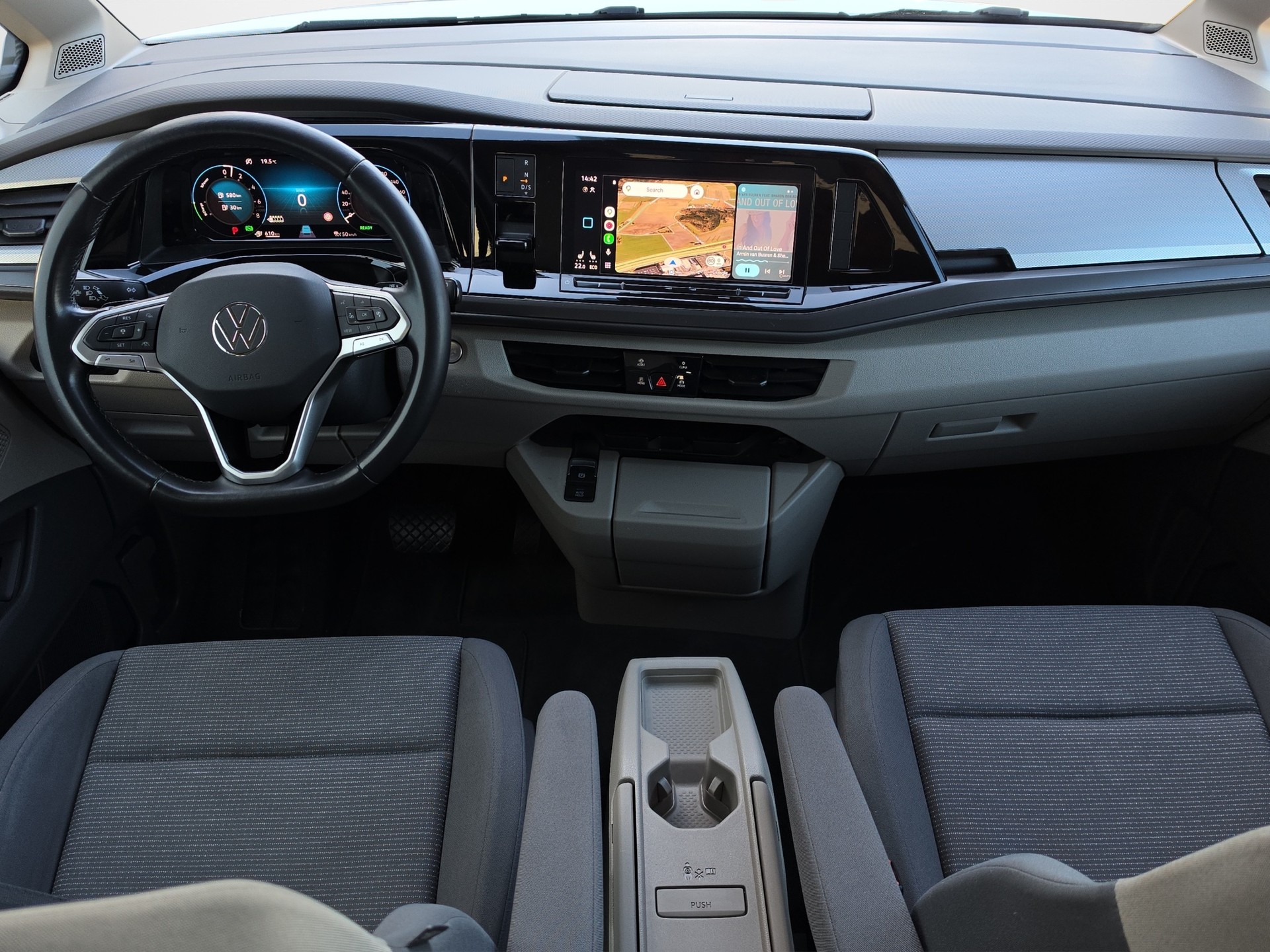 VW Multivan kurz 1.4 eHybrid Liberty DSG-image-19