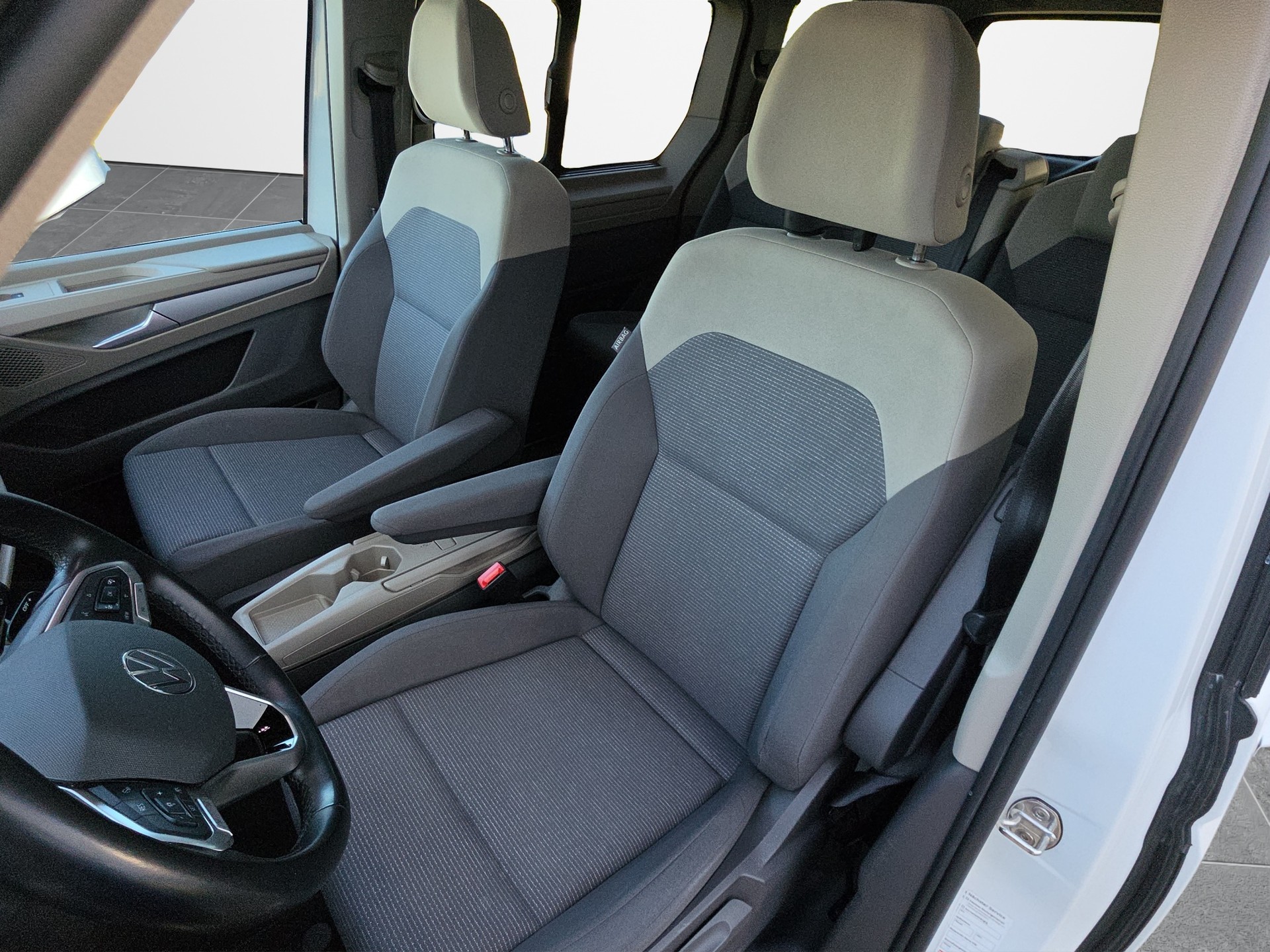 VW Multivan kurz 1.4 eHybrid Liberty DSG-image-13