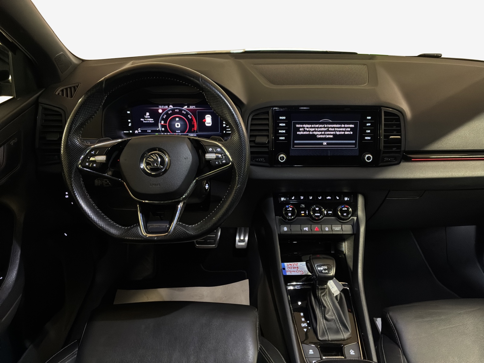 SKODA Karoq 2.0 TSI SportLine 4x4 DSG-image-8
