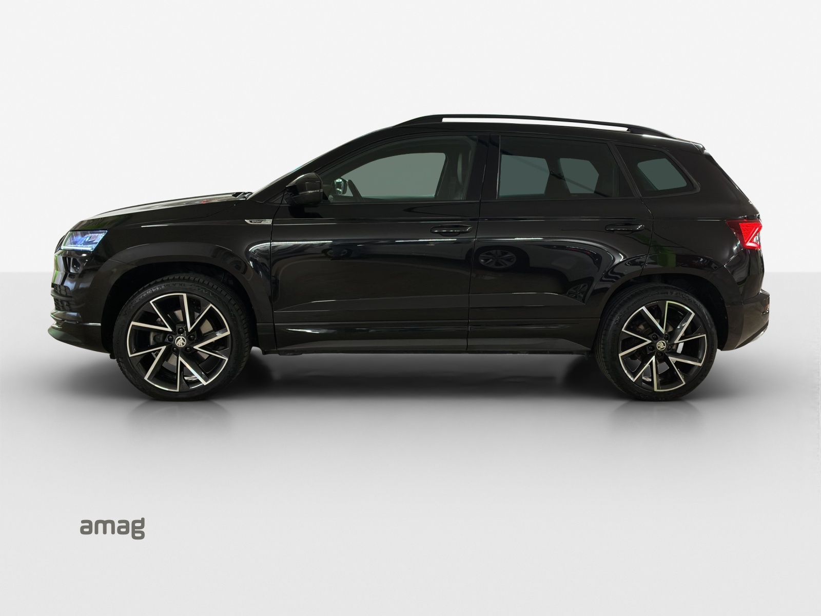 SKODA Karoq 2.0 TSI SportLine 4x4 DSG-image-1