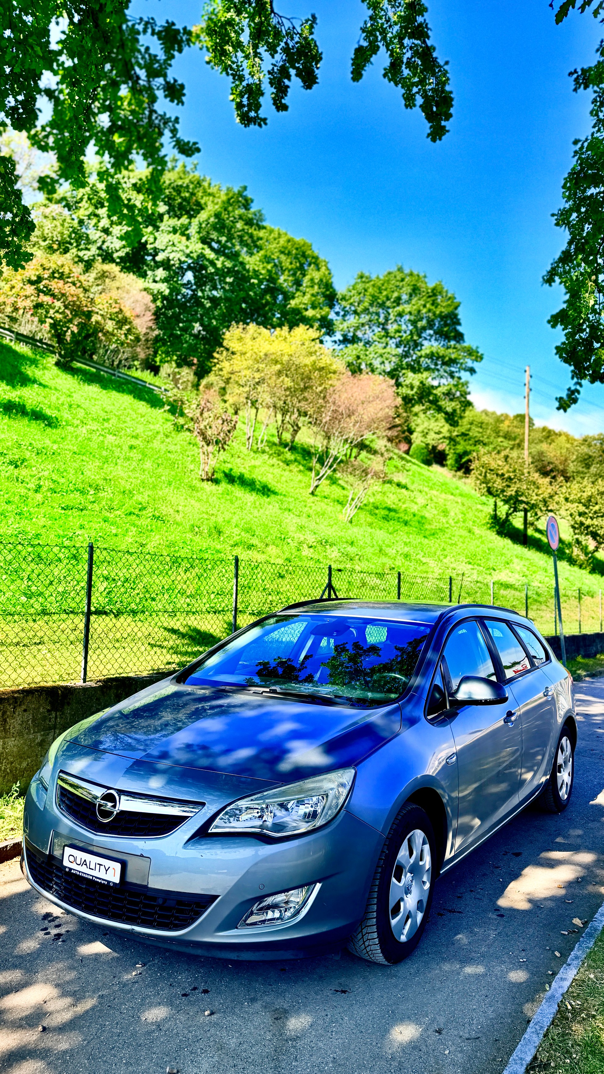 OPEL Astra SportsTourer 1.4i 16V Turbo Automatic-image-2