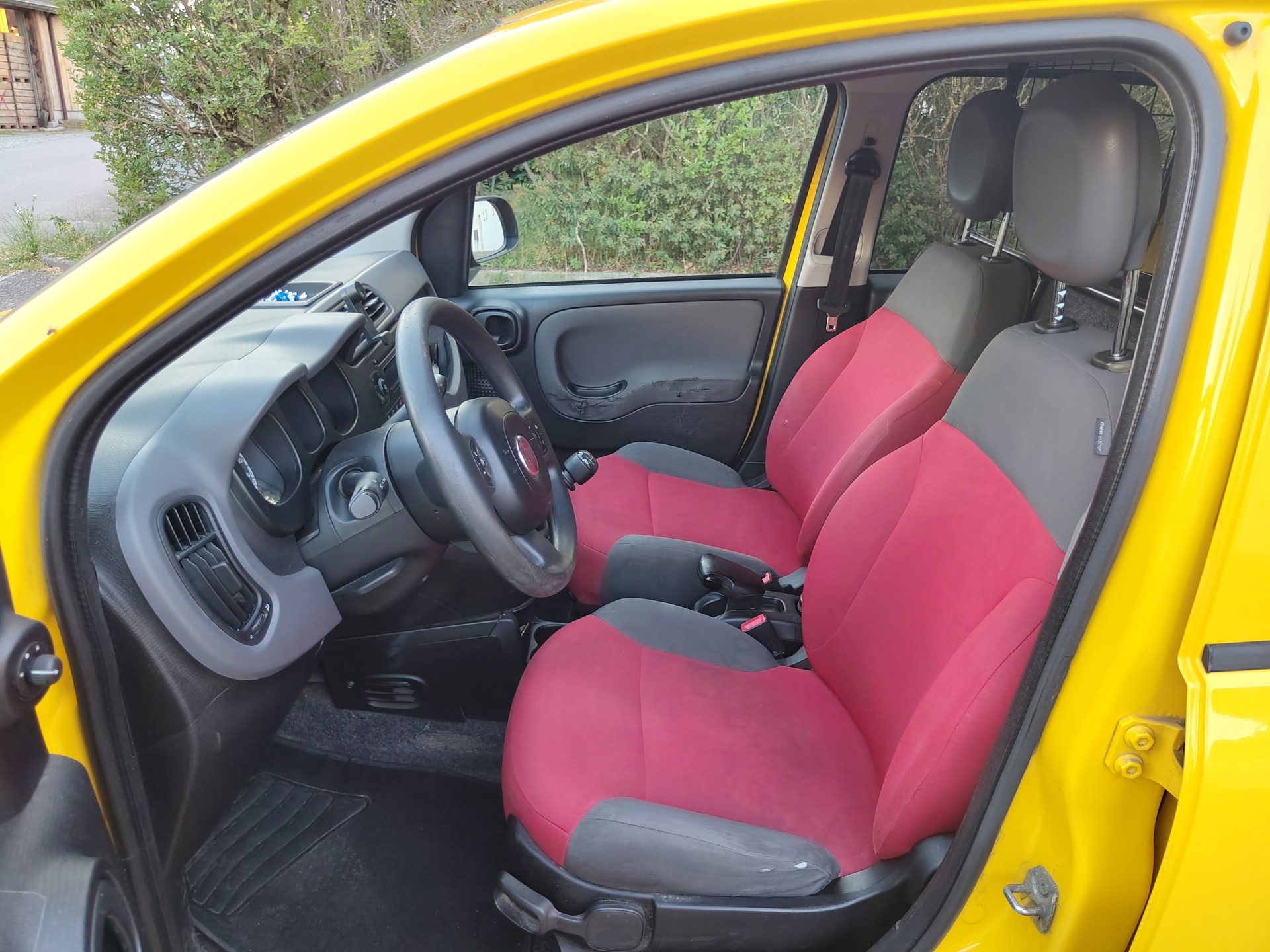 FIAT 1.2 Pop 4x2-image-1