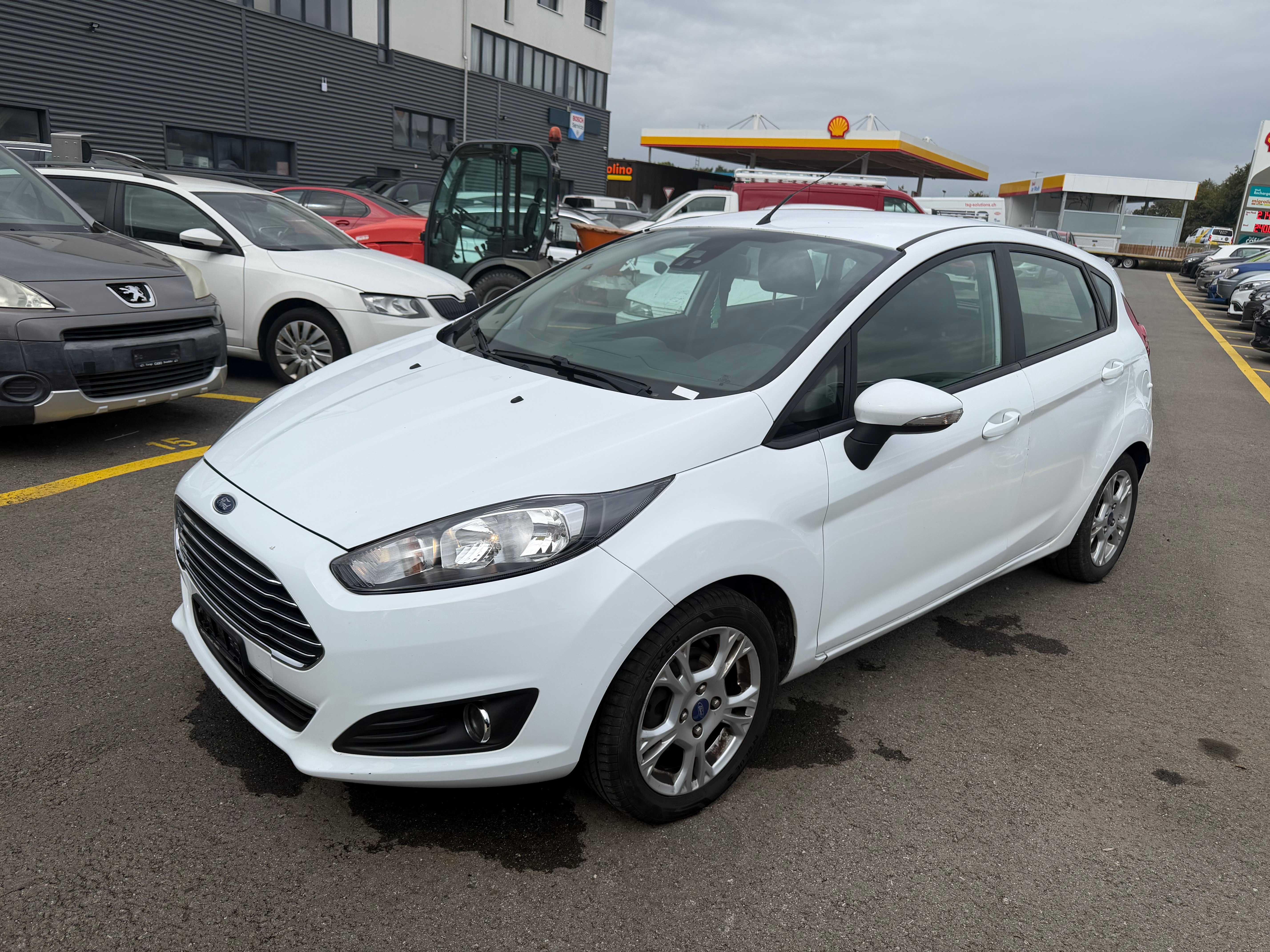 Car photo