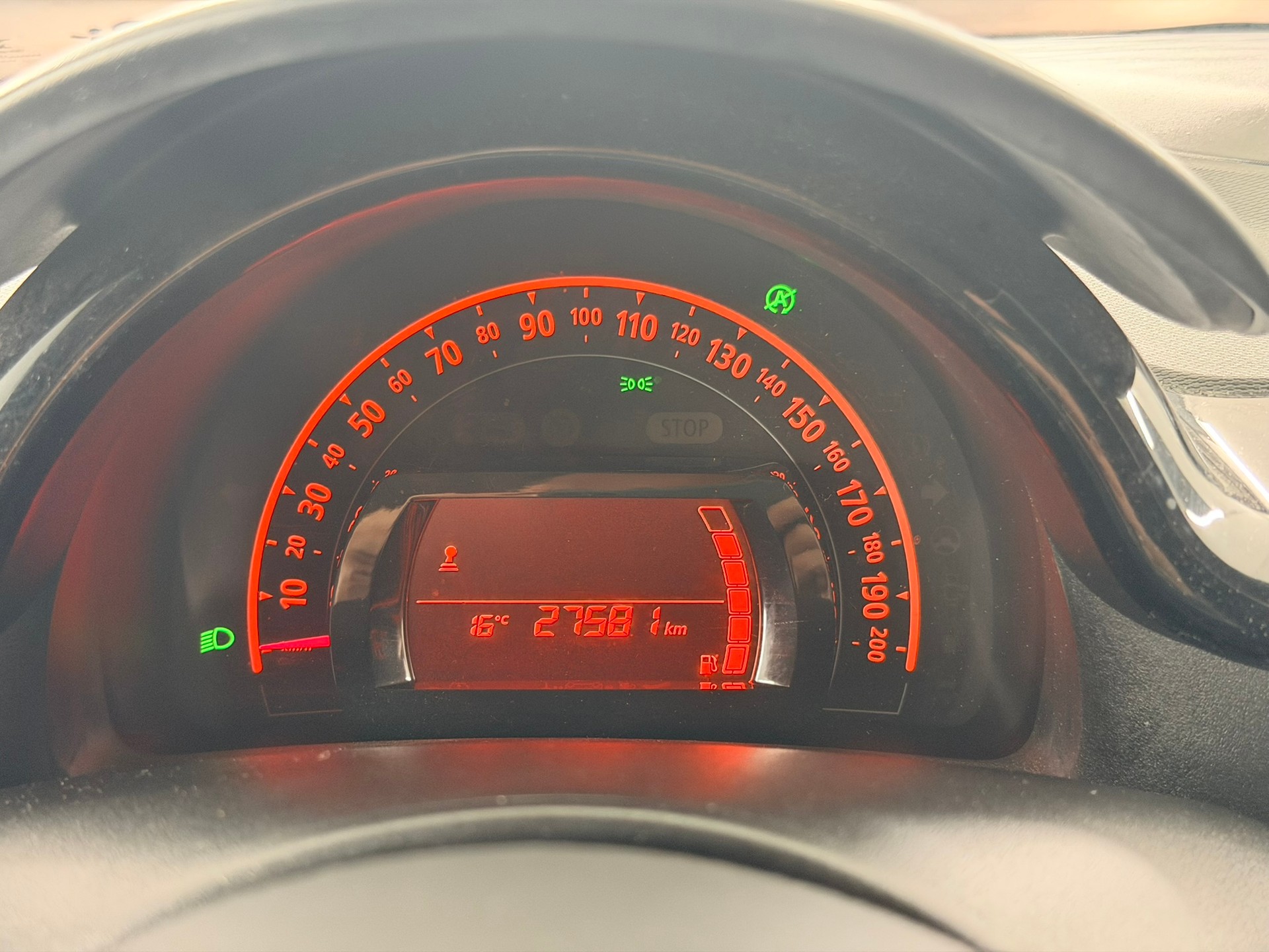 RENAULT Twingo 0.9 Swiss Edition-image-13