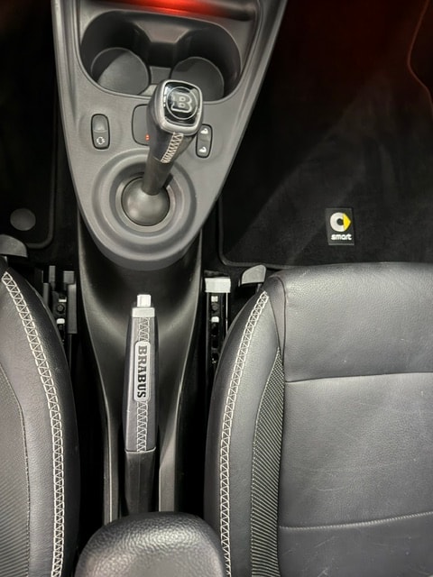 SMART fortwo Xclusive BRABUS Style 110 twinmatic-image-24