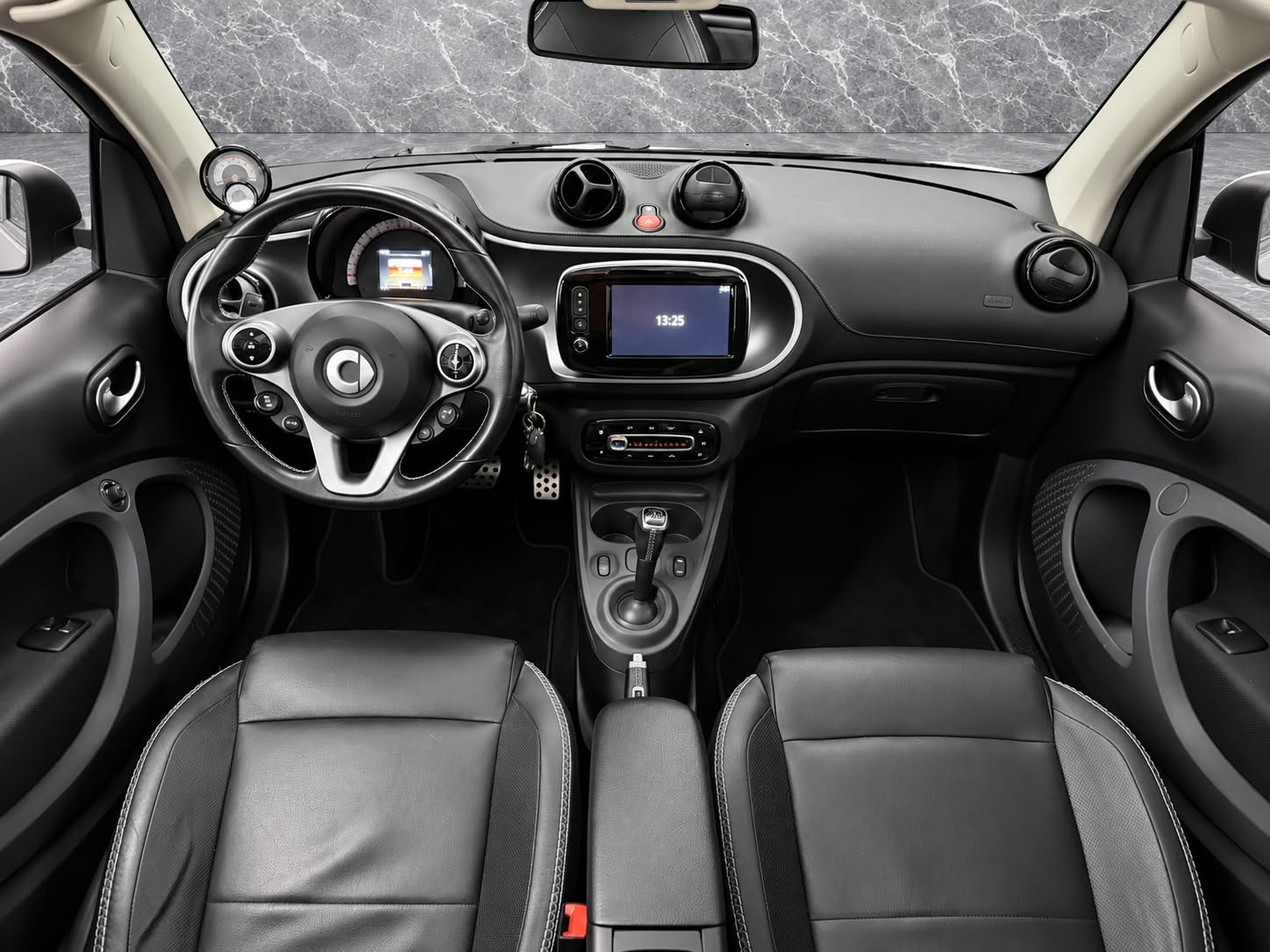 SMART fortwo Xclusive BRABUS Style 110 twinmatic-image-19