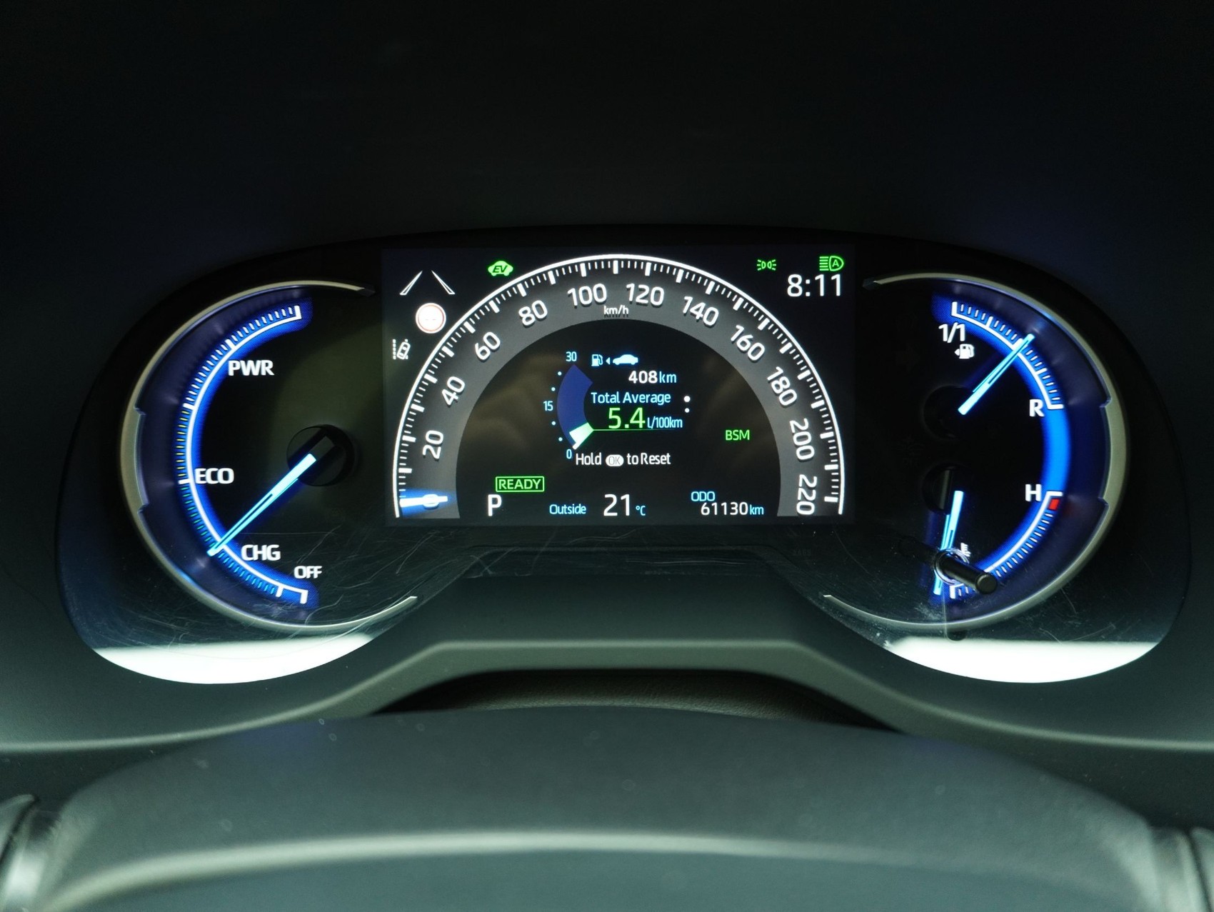TOYOTA RAV4 2.5 HEV Style FWD-image-15