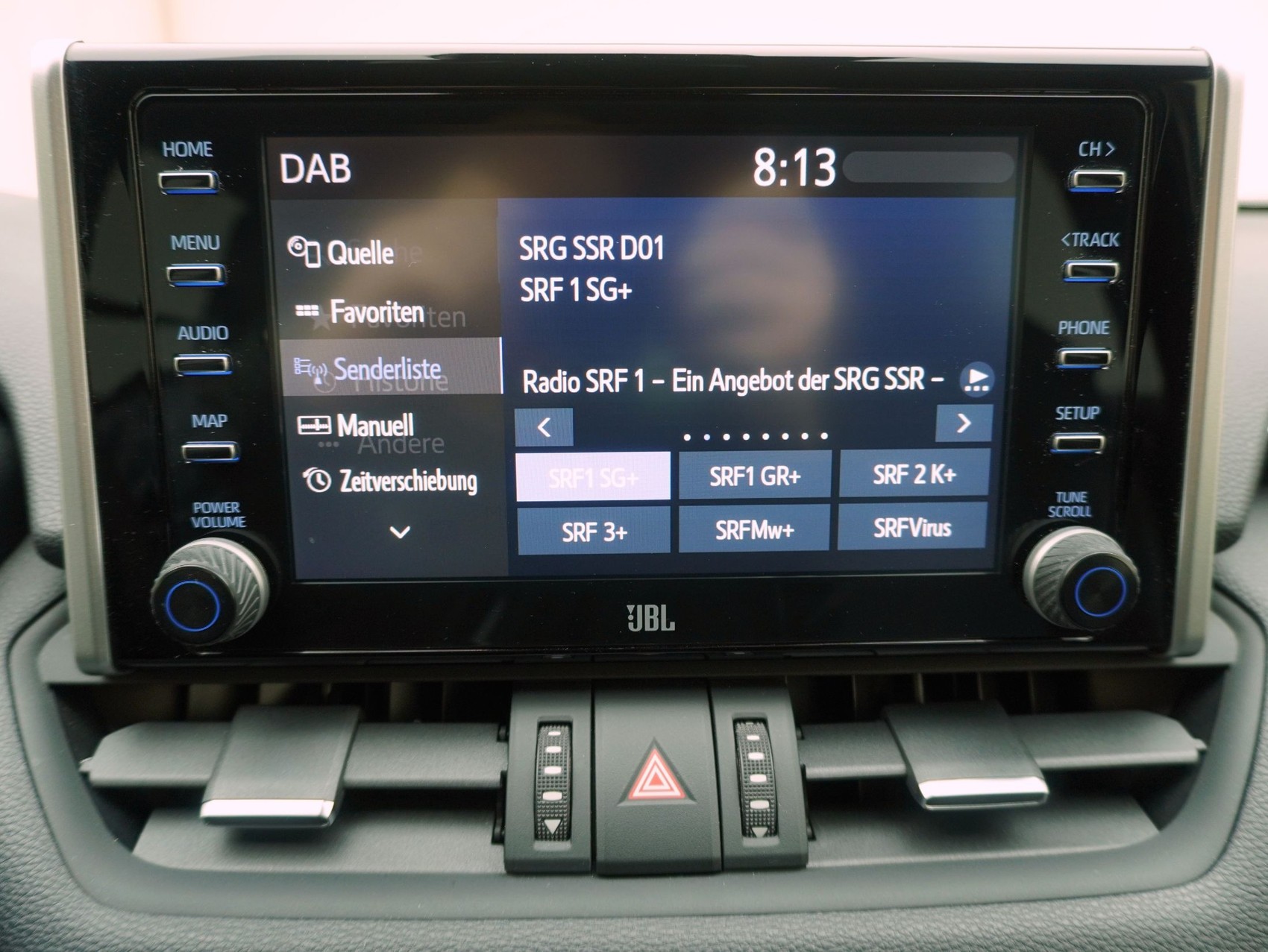 TOYOTA RAV4 2.5 HEV Style FWD-image-17