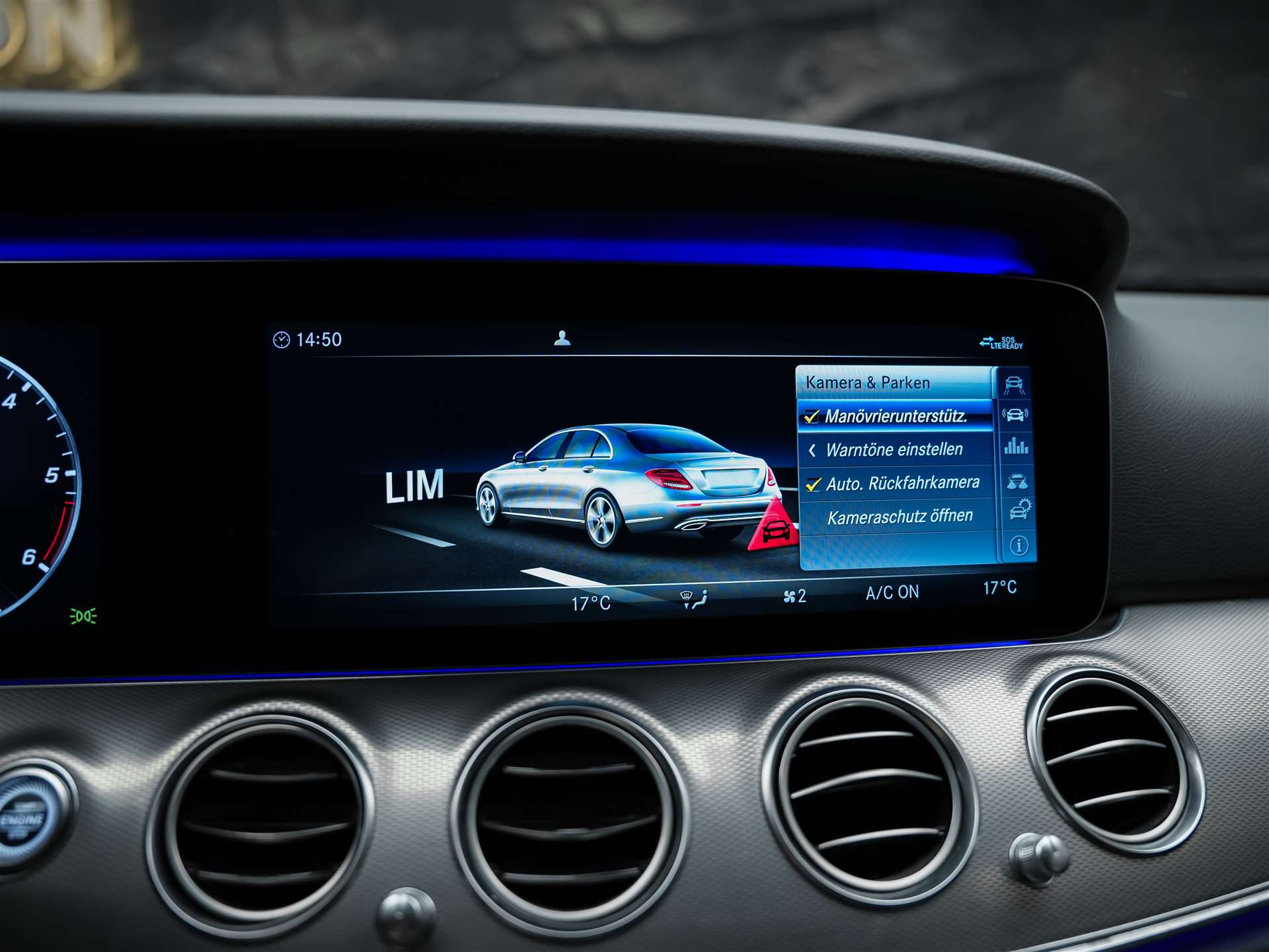 MERCEDES-BENZ E 220 d AMG Line 9G-Tronic *360° Kamera*Assistenten*Ambientebeleuchtung*-image-33