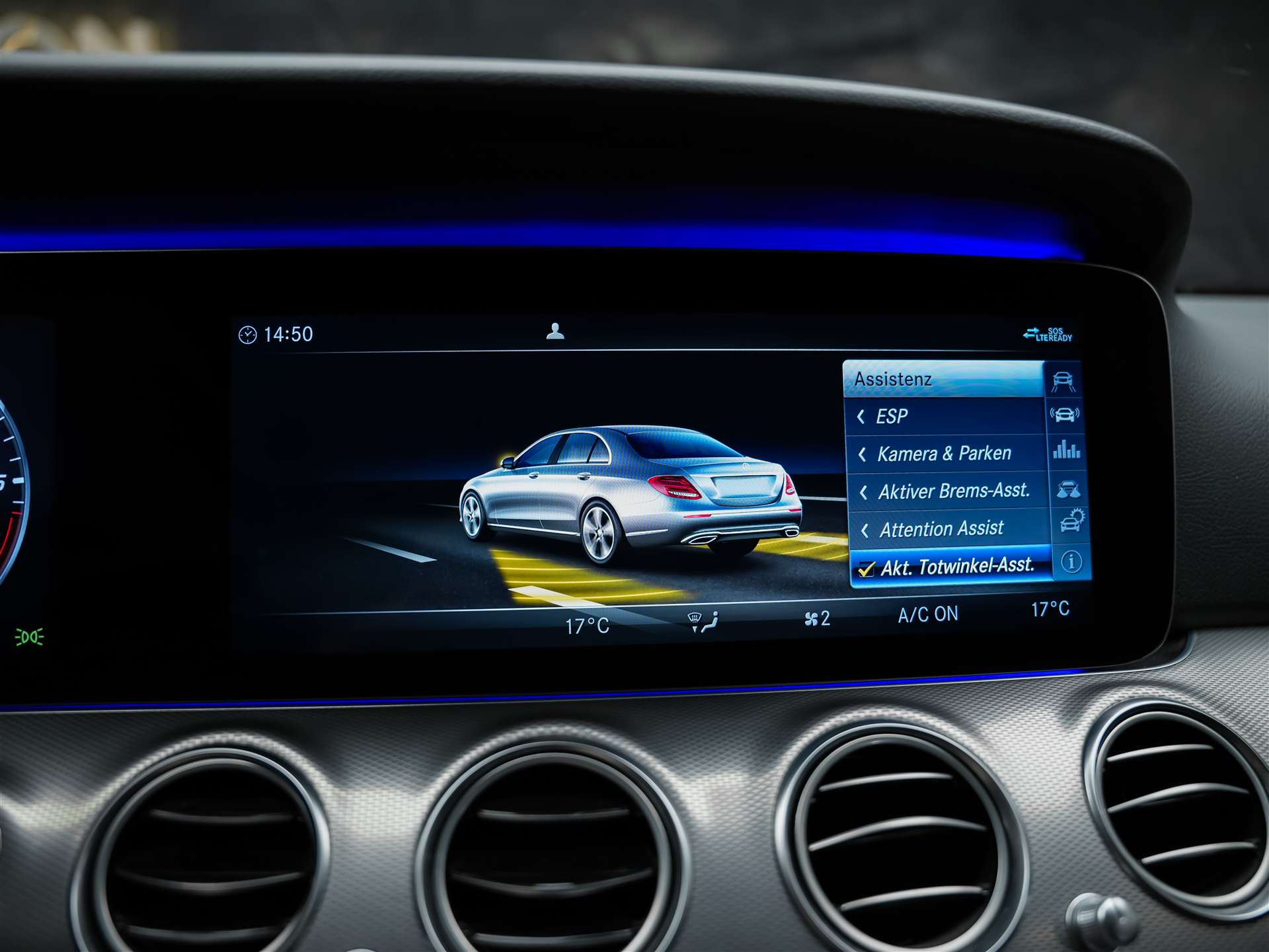 MERCEDES-BENZ E 220 d AMG Line 9G-Tronic *360° Kamera*Assistenten*Ambientebeleuchtung*-image-36