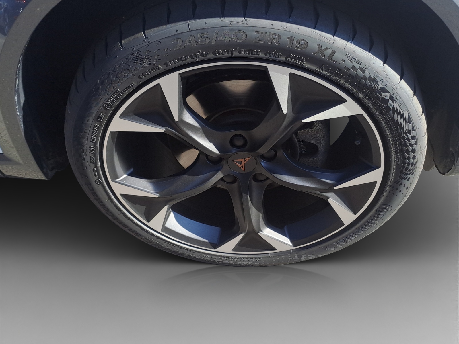CUPRA Formentor 1.5 TSI DSG-image-14