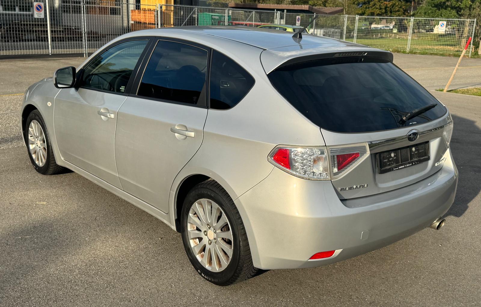 SUBARU Impreza 2.0R Swiss Automatic-image-3
