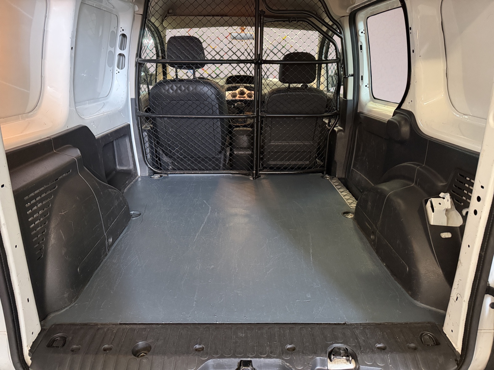 RENAULT RENAULT Kangoo Z.E.-image-16