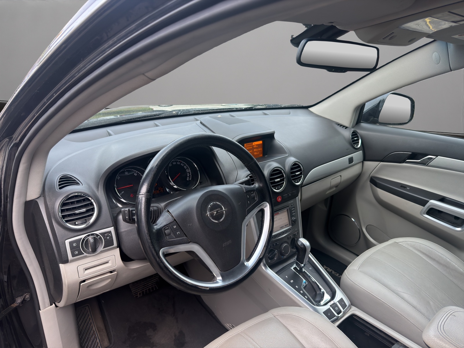 OPEL Antara 2.2 CDTi Cosmo 4WD Automatic-image-10