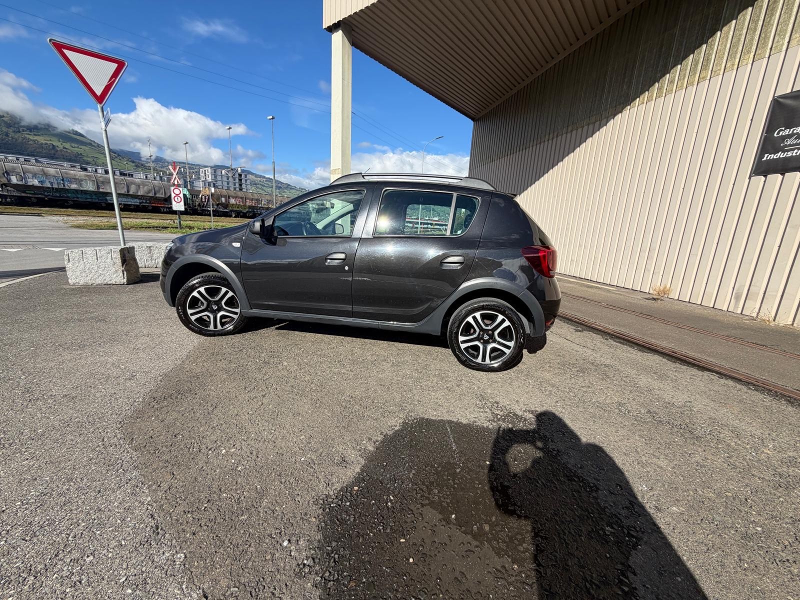 DACIA Sandero TCe 90 Stepway Unlimited 2-image-6