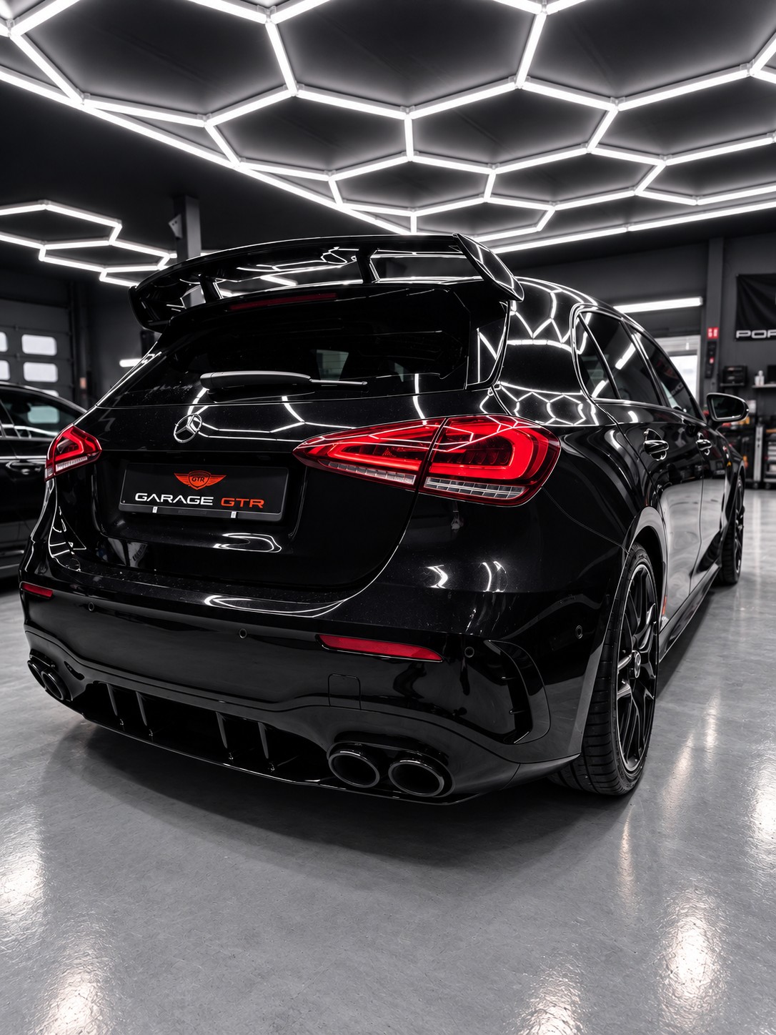 MERCEDES-BENZ A 45 S AMG 4Matic+ Edition 1 Speedshift-image-5