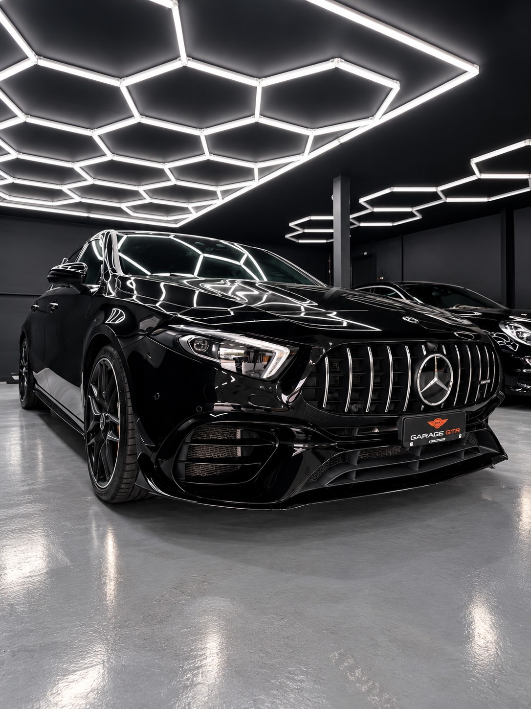 MERCEDES-BENZ A 45 S AMG 4Matic+ Edition 1 Speedshift-image-2
