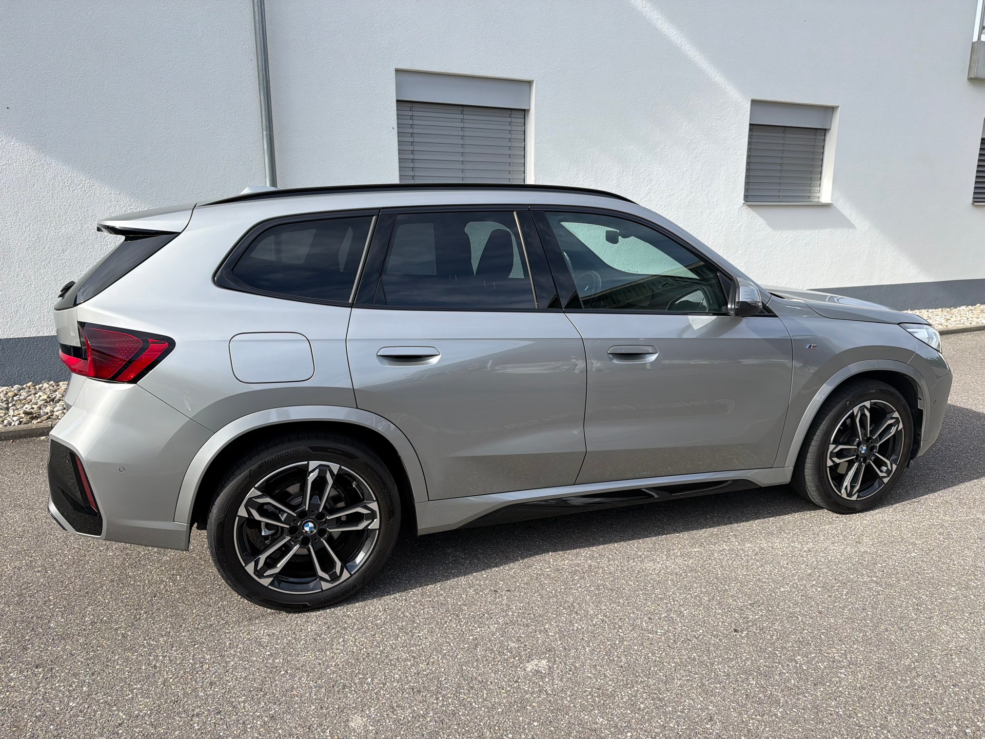 BMW X1 xDrive 20d 48V M Sport-image-4