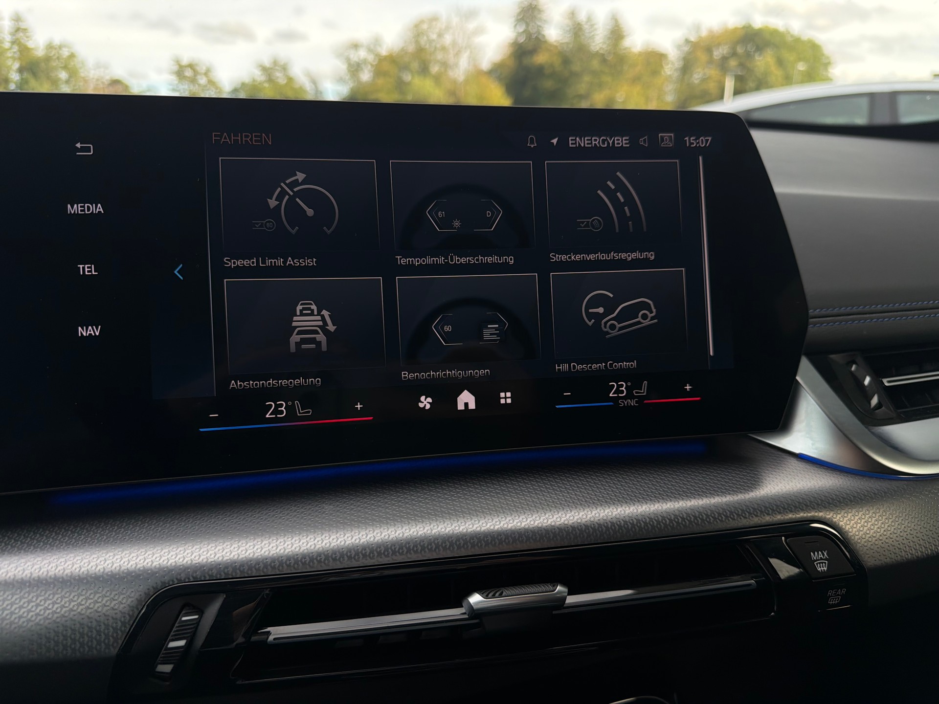 BMW X1 xDrive 20d 48V M Sport-image-25