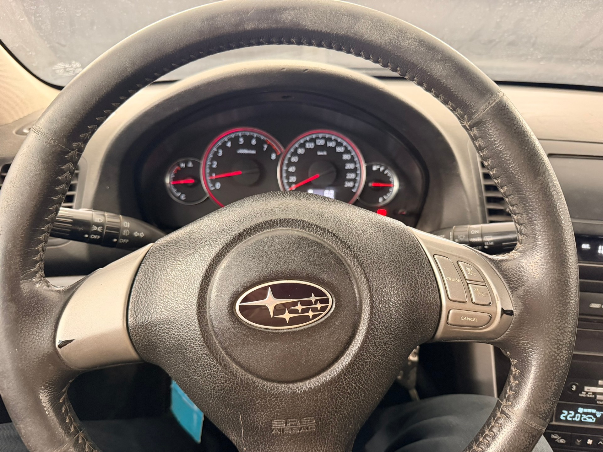 SUBARU Legacy 2.0R AWD Limited-image-8