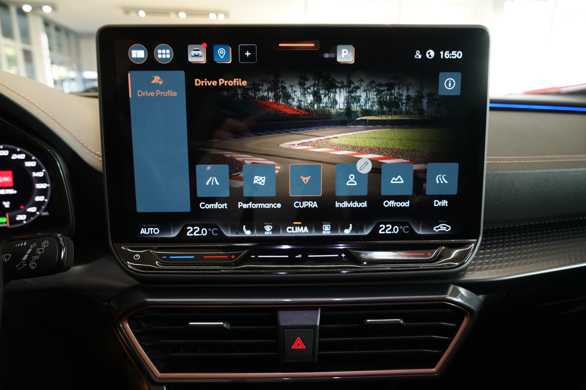 CUPRA Formentor 2.0TSI VZ 4Drive DSG 5-Jahre Gratis Service-image-16