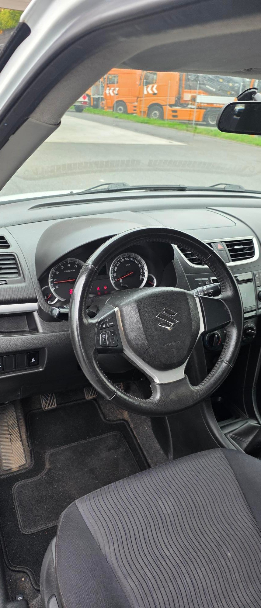 SUZUKI 1.2 GL 4x4-image-4