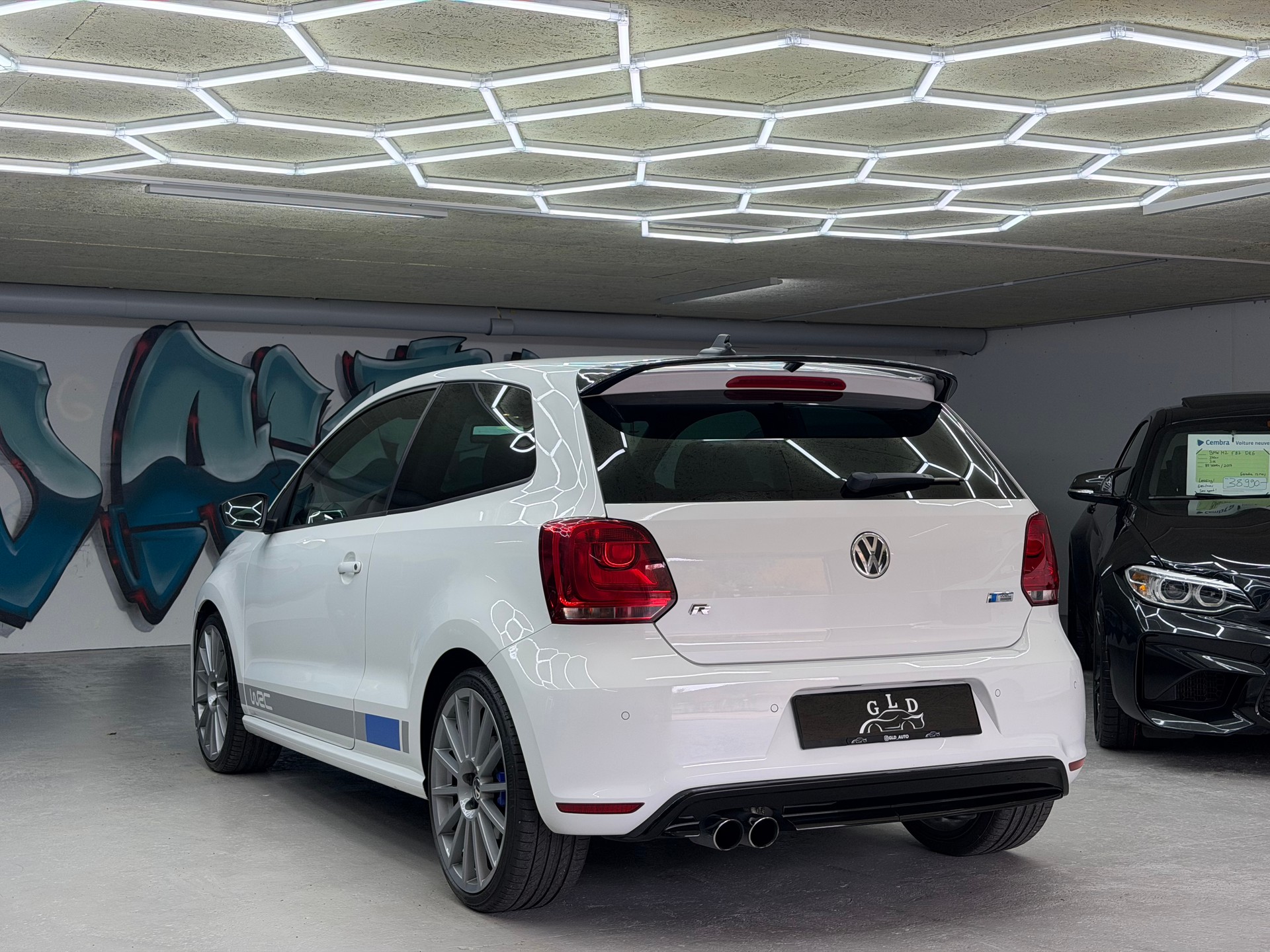 VW Polo 2.0 TSI R WRC * CH auto / état neuf *-image-6