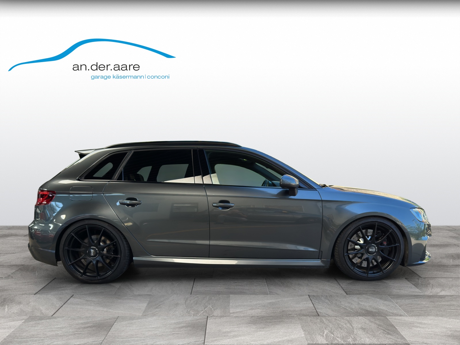 AUDI RS3 2.5 TSI quattro S-tronic-image-3