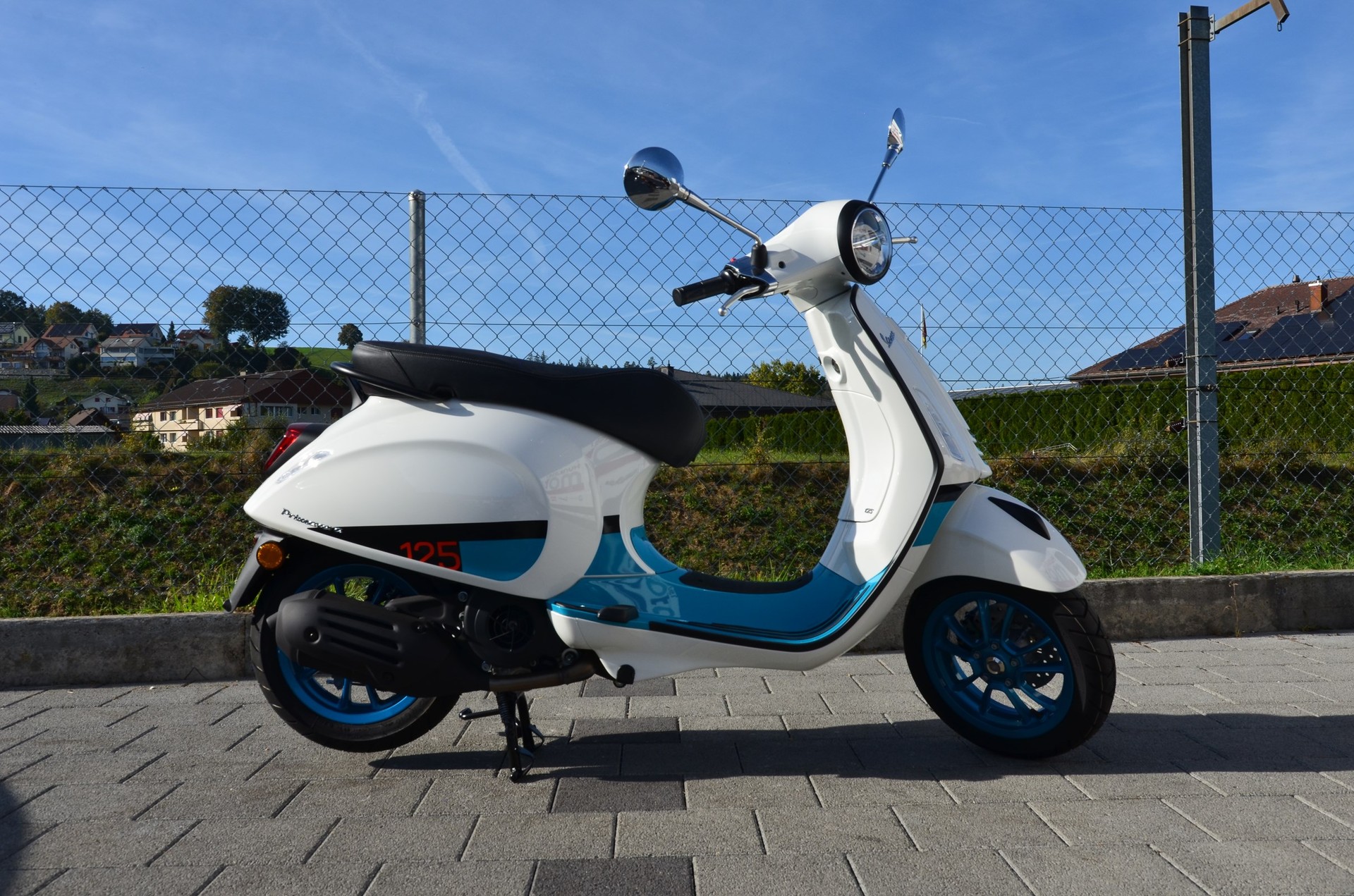 PIAGGIO Vespa 125 Primavera ABS Color Vibes-showroom-element-3