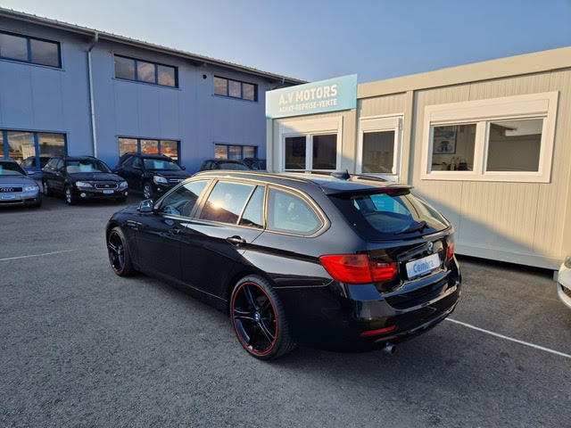 BMW 320d xDrive Touring Steptronic-image-3