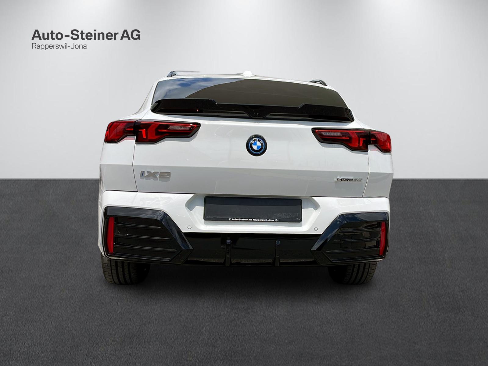 BMW iX2 xDrive 30 M Sport Pro-image-14
