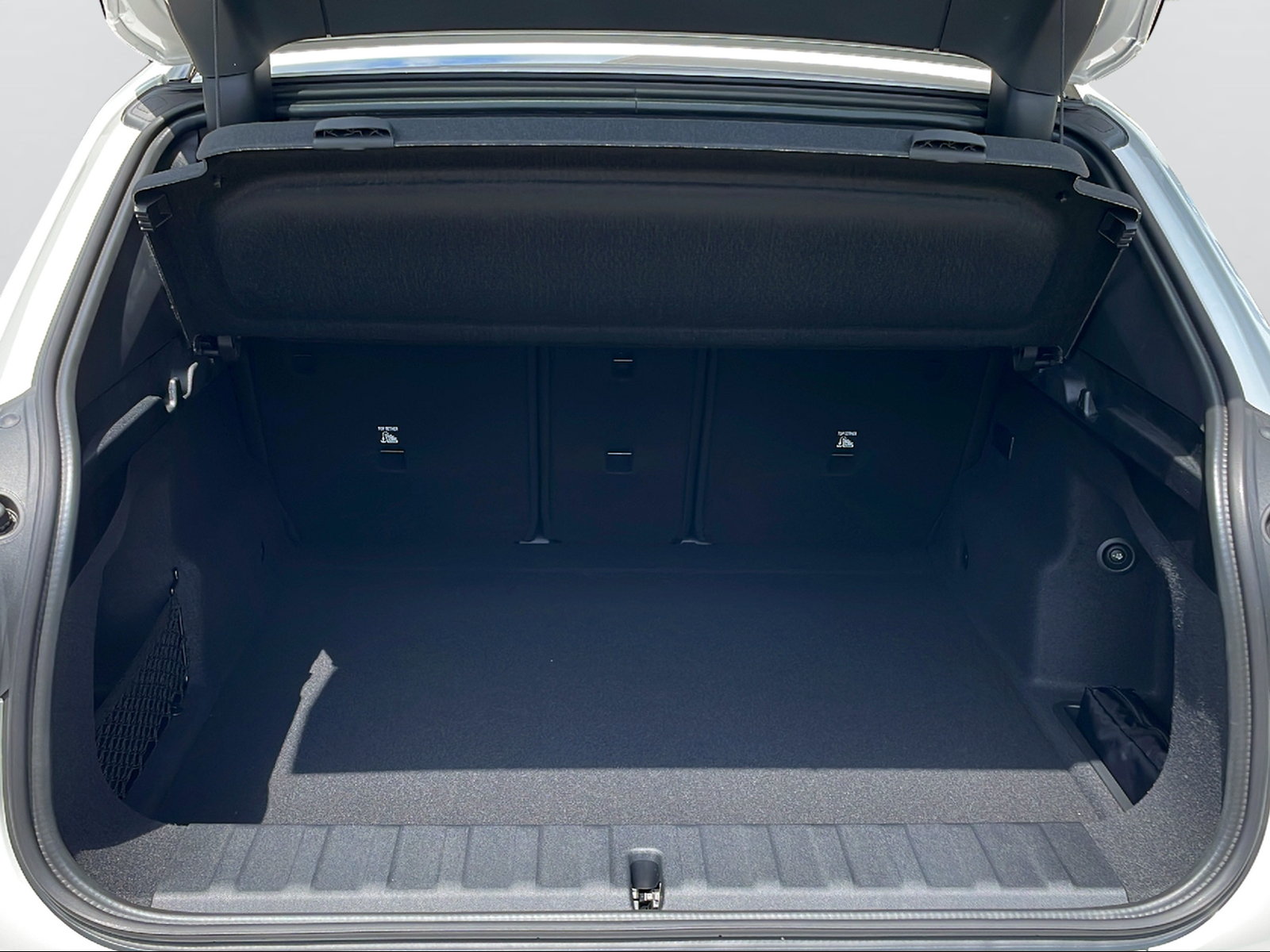 BMW iX2 xDrive 30 M Sport Pro-image-11