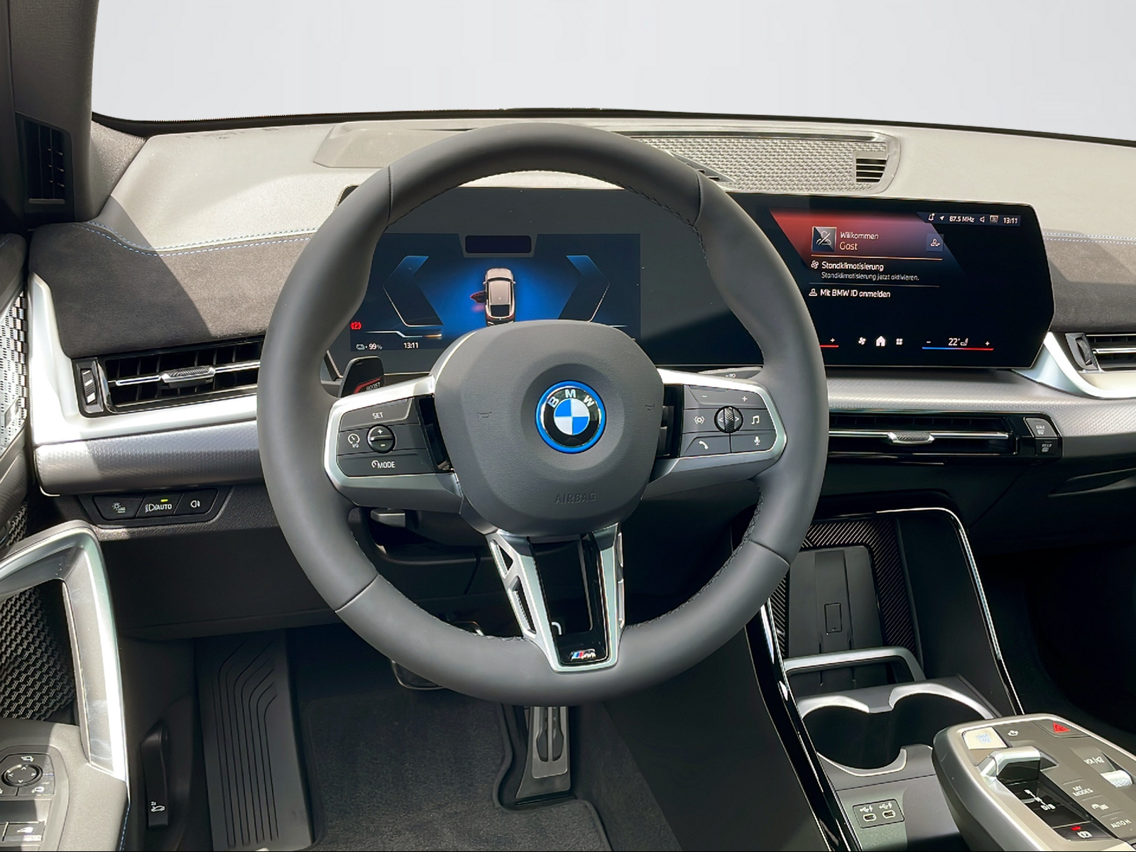BMW iX2 xDrive 30 M Sport Pro-image-7
