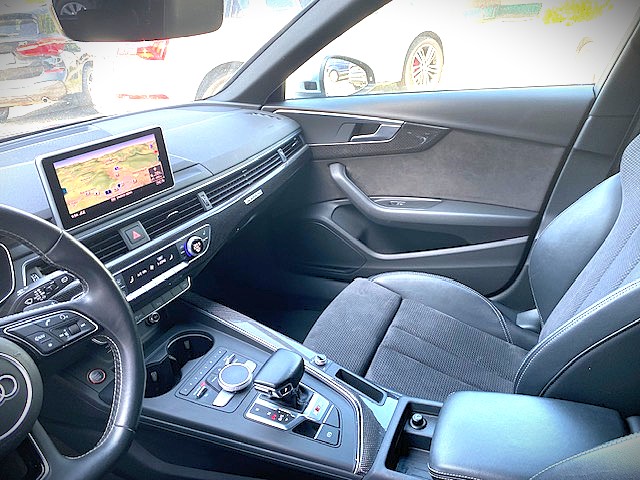 AUDI S4 Avant 3.0 V6 TFSI quattro S-Tronic-image-4