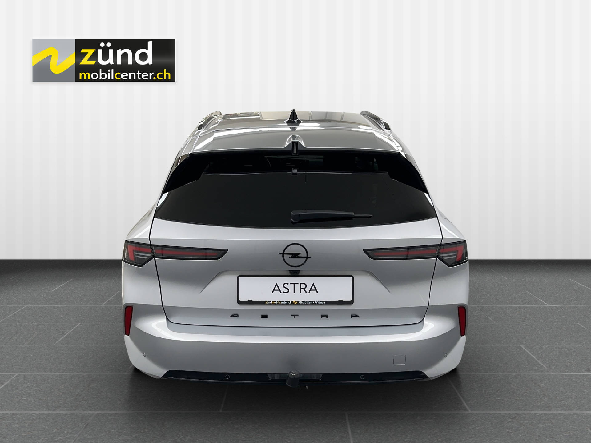OPEL Astra Sports Tourer 1.2 T 130 GS-image-3