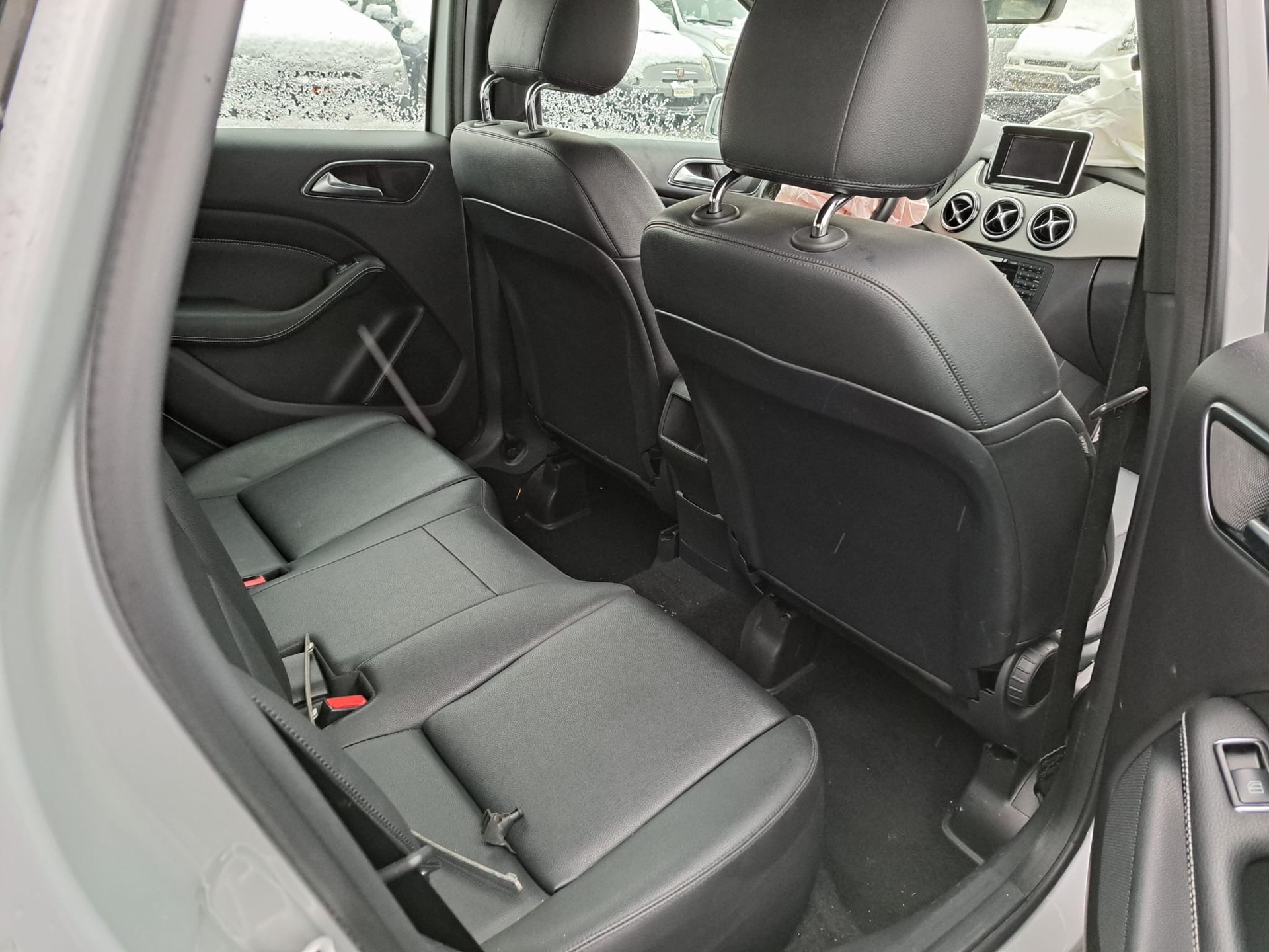 MERCEDES-BENZ B 180 7G-DCT-image-5
