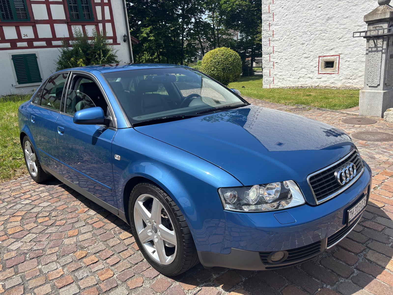 AUDI A4 3.0 V6-image-4